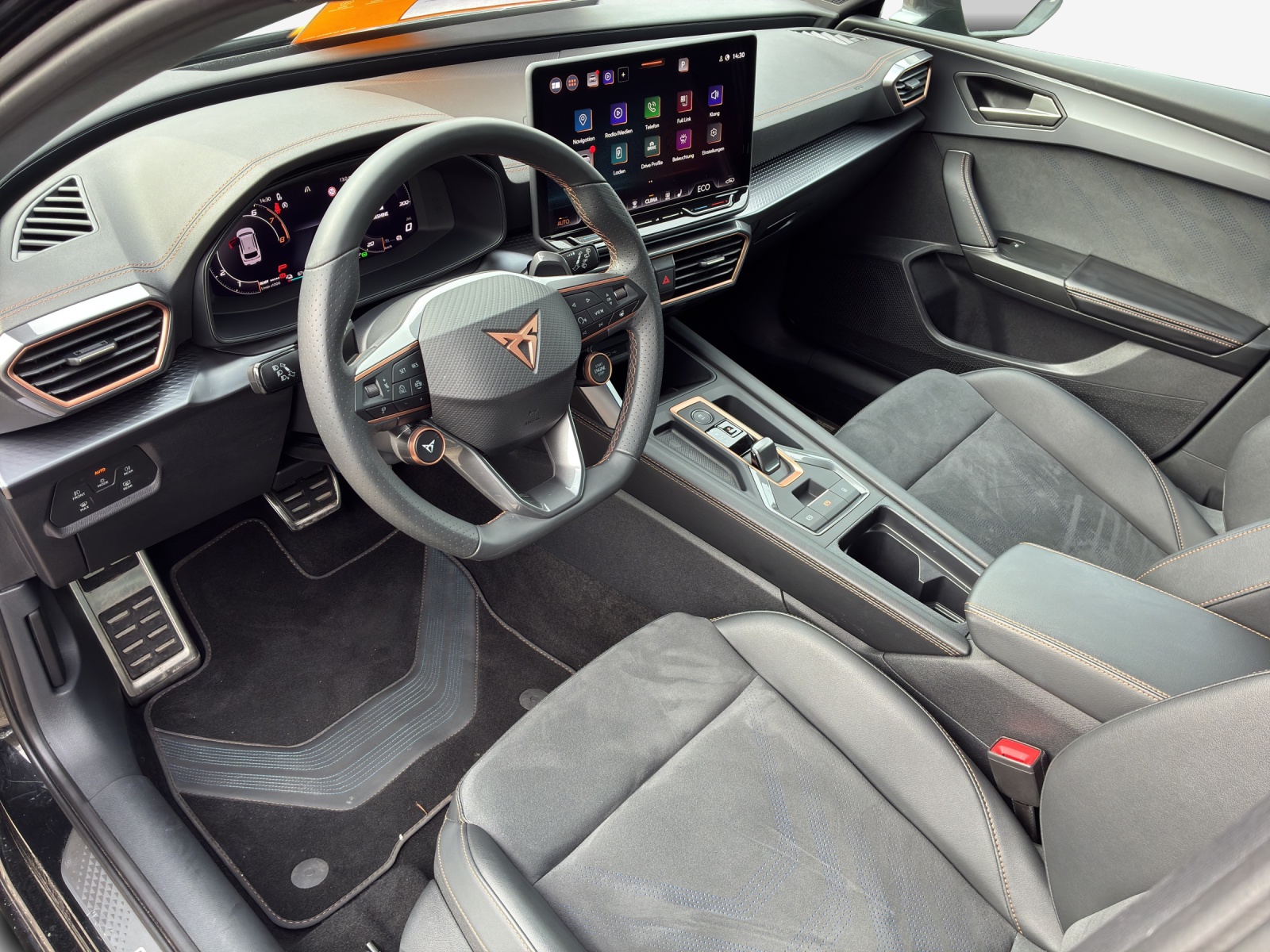CUPRA LEON ST 1.5 e-HYBRID pHEV VZ DSG-image-8