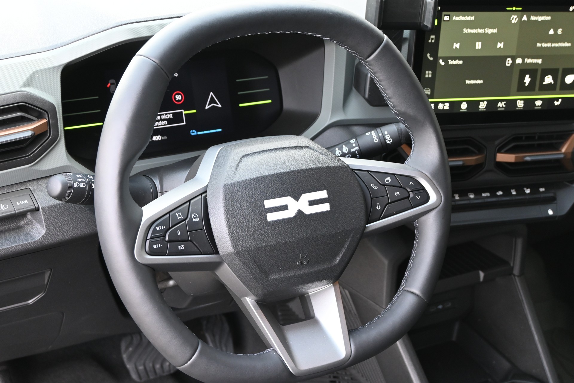 DACIA Duster 1.6 Hybrid HEV 140 Automat Extreme (Werksgarantie 07.2028)-image-15