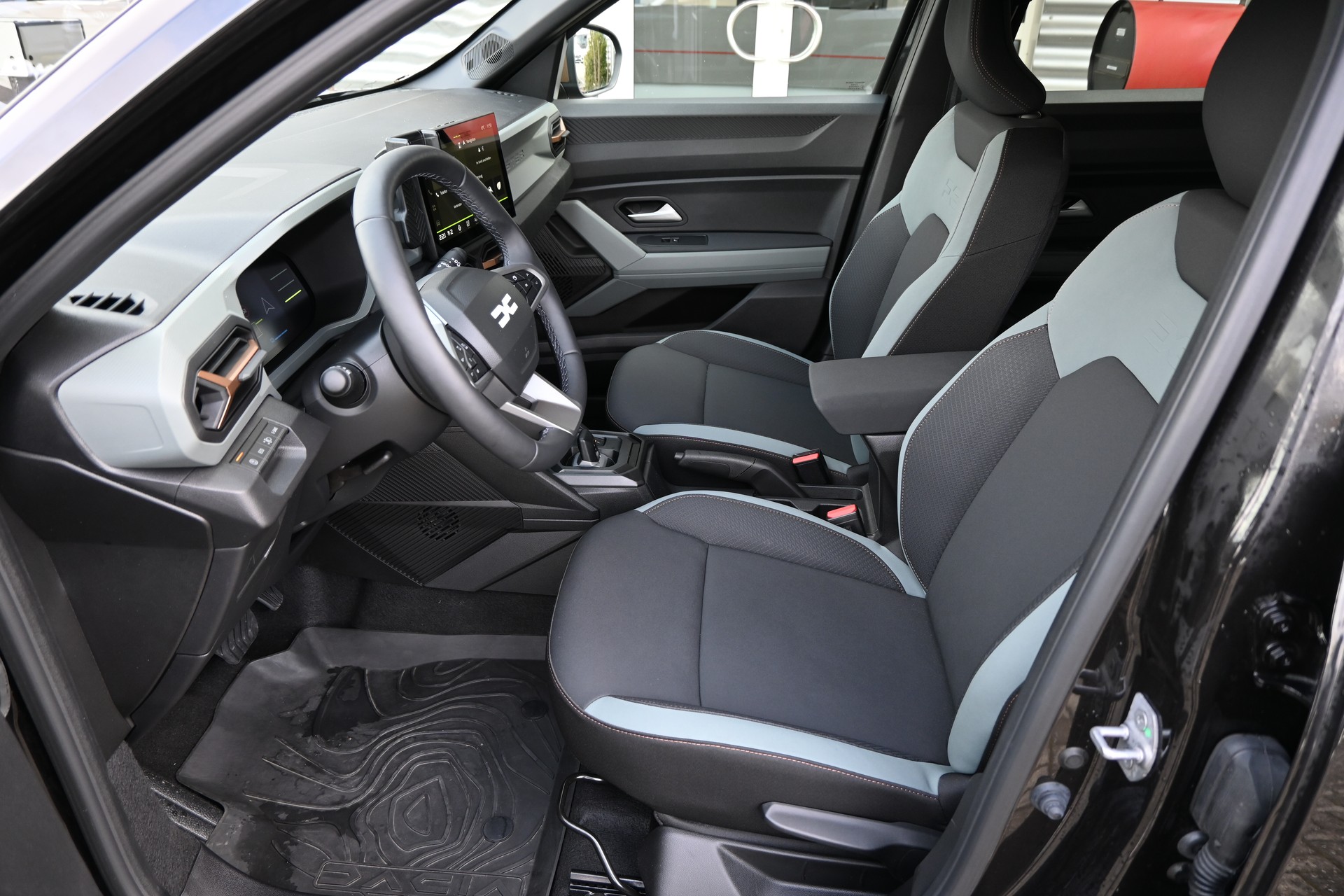 DACIA Duster 1.6 Hybrid HEV 140 Automat Extreme (Werksgarantie 07.2028)-image-10