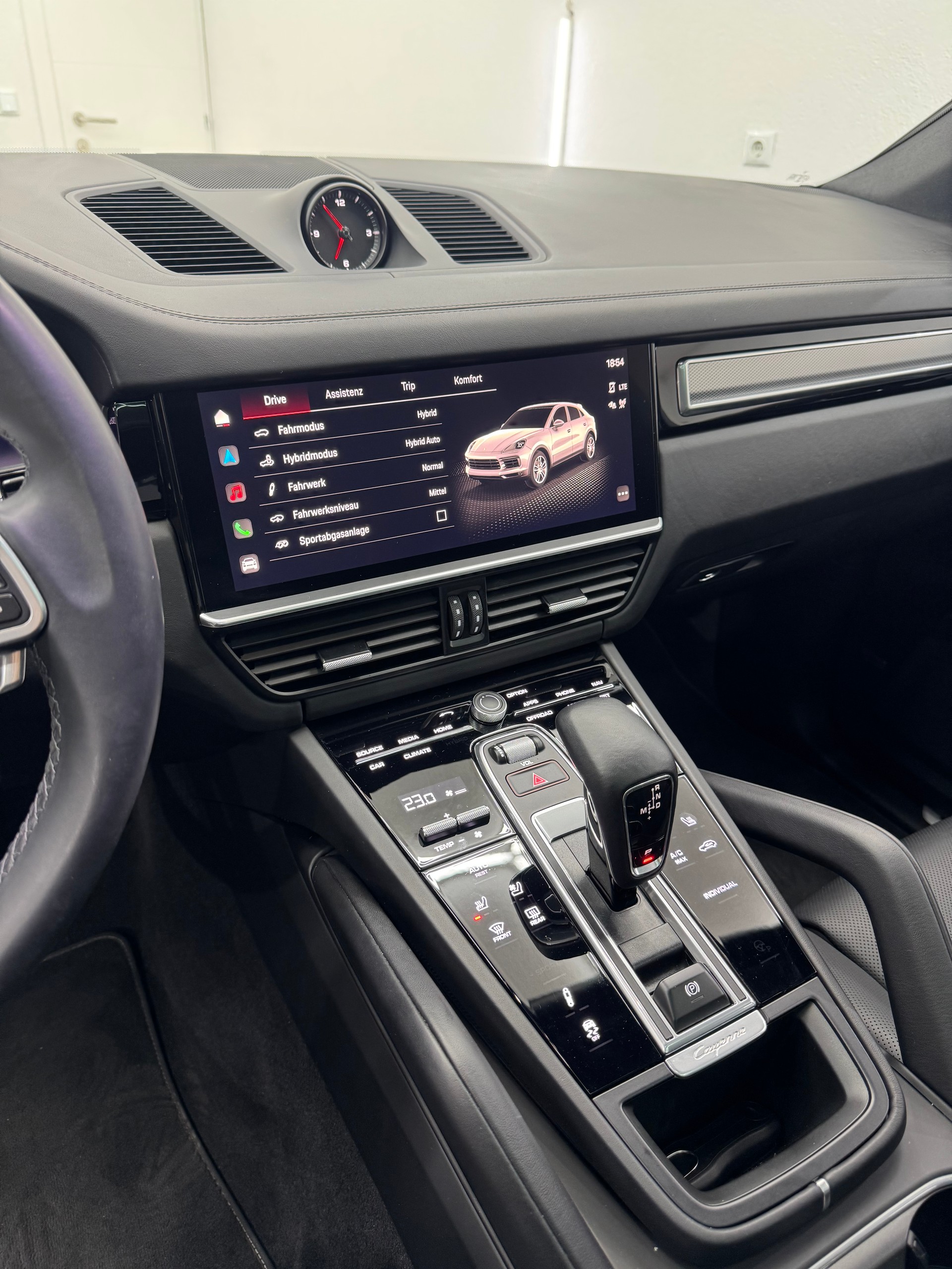 PORSCHE Cayenne Coupé E-Hybrid Platinum Edition-image-5