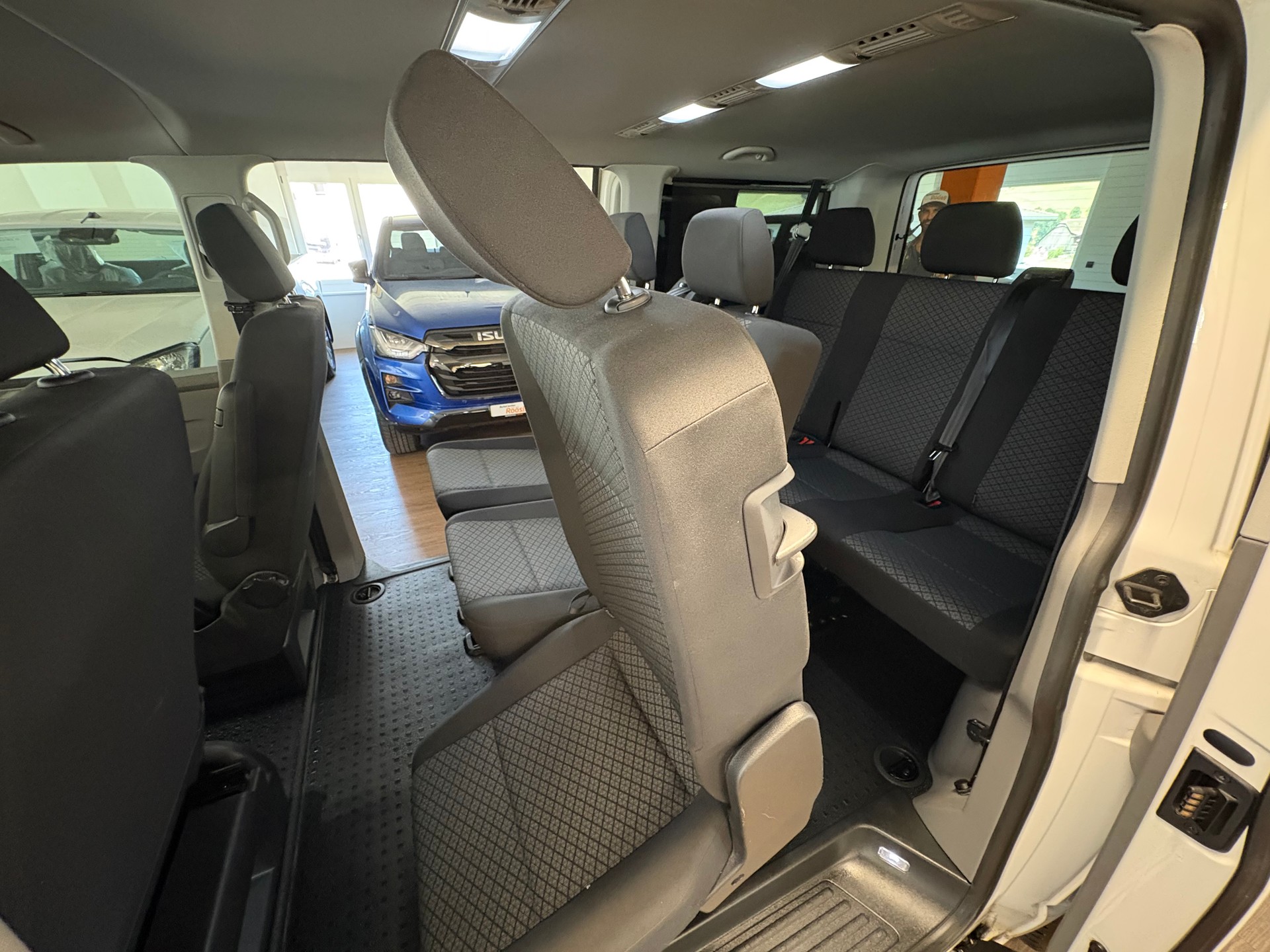 VW T6.1 2.0 TDI 4Motion-image-14