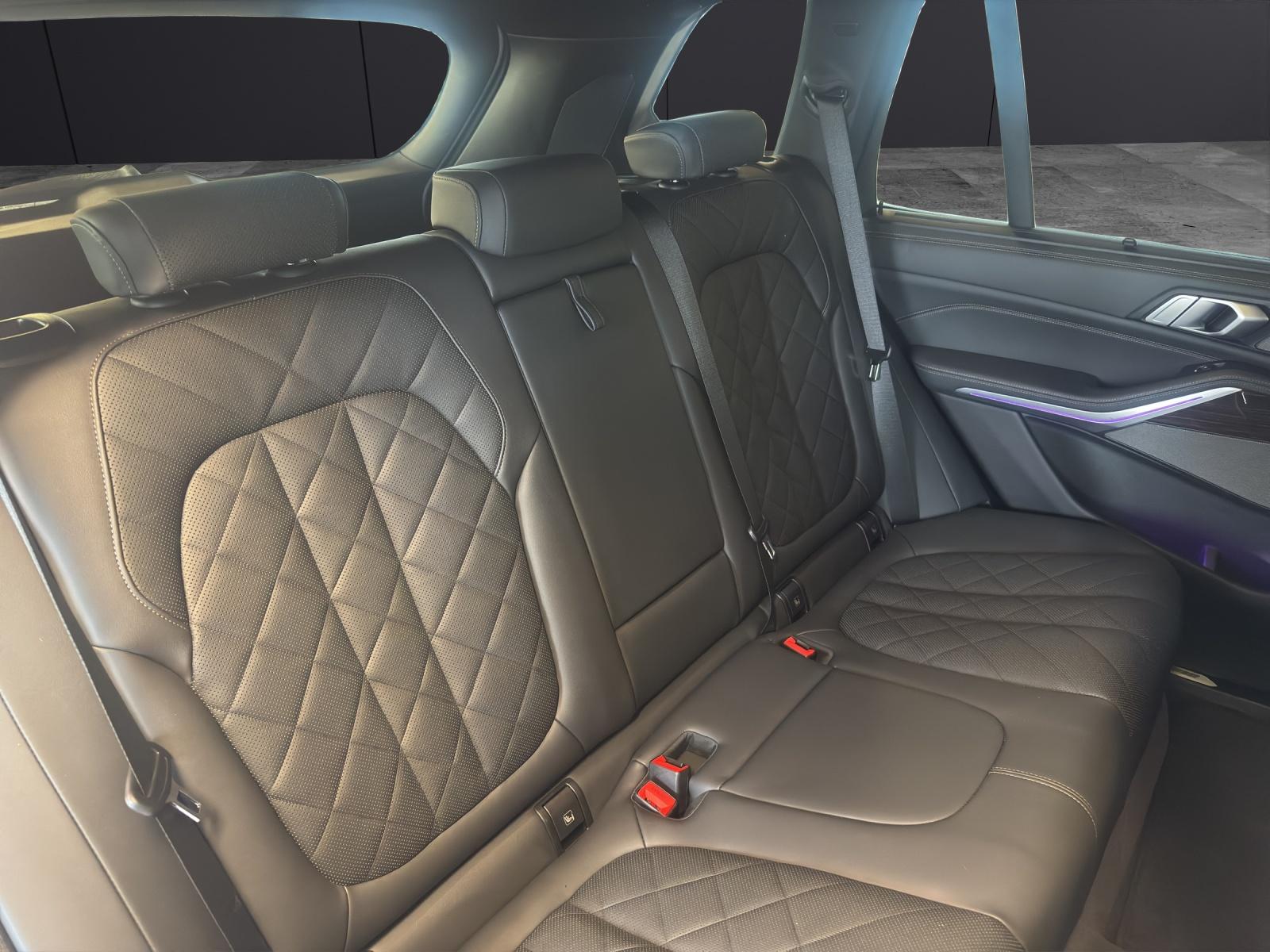 BMW X5 30d xDrive SAG-image-14