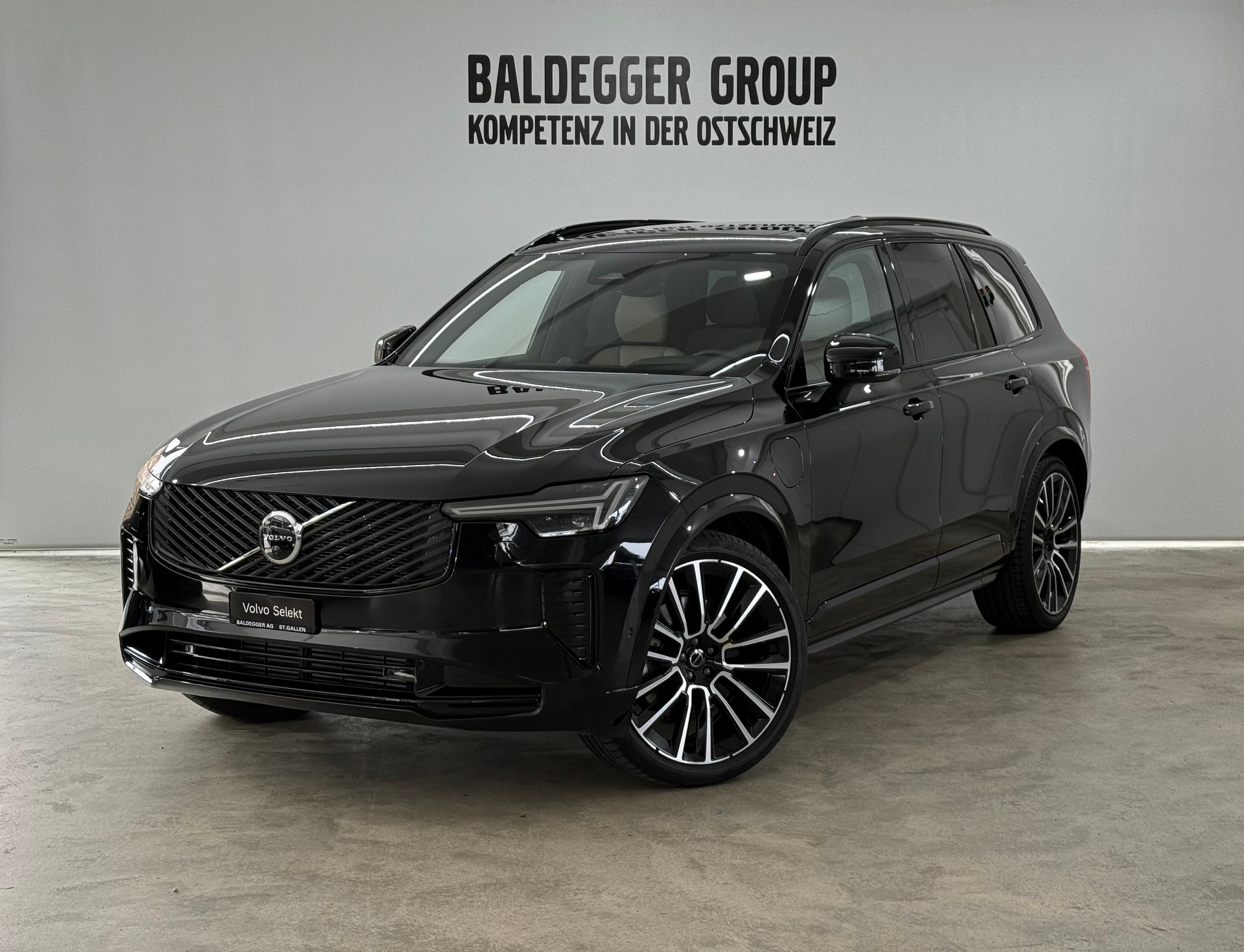 VOLVO XC90 2.0 T8 TE Ultra Dark eAWD-image-0