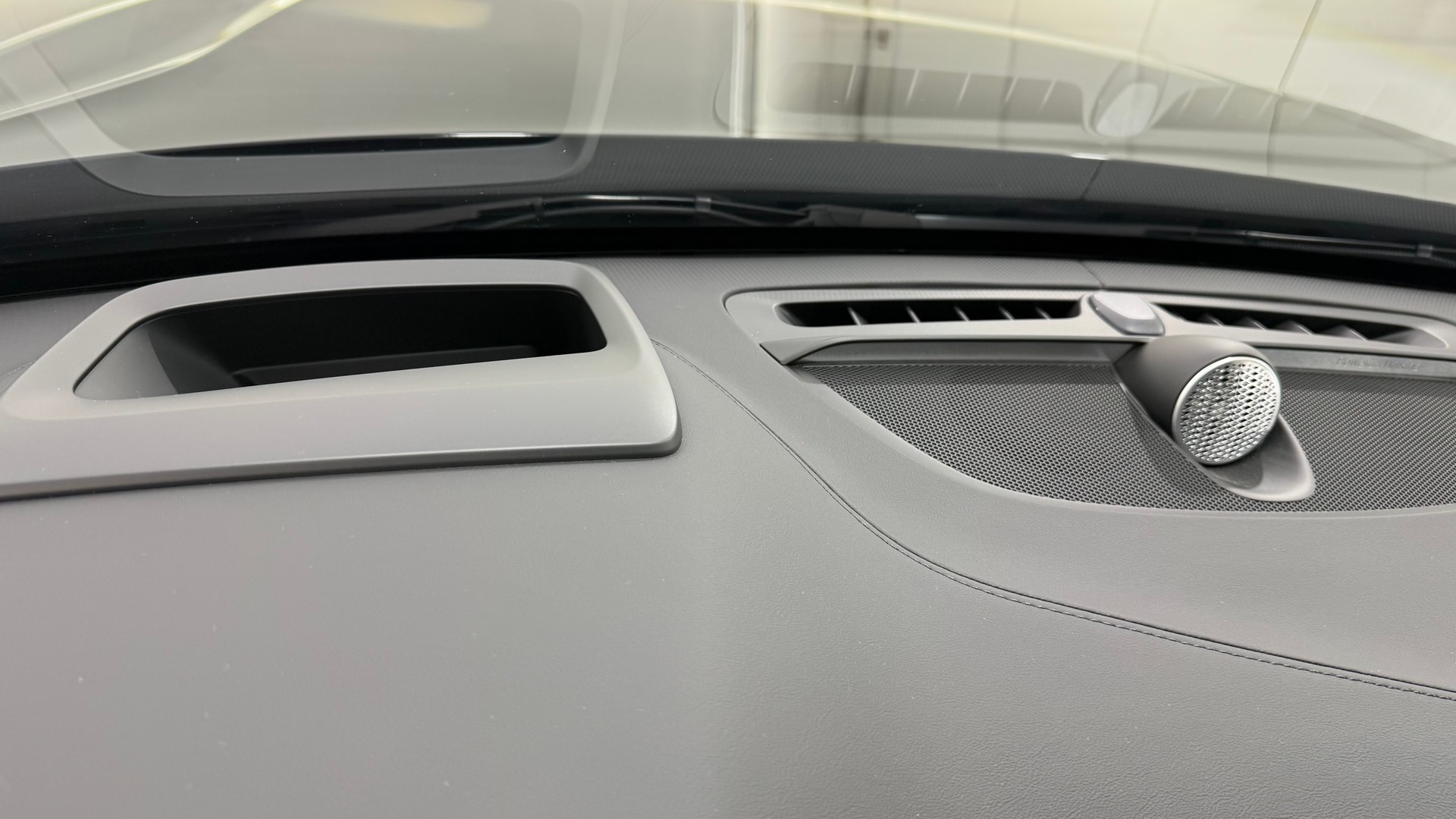 VOLVO XC90 2.0 T8 TE Ultra Dark eAWD-image-13