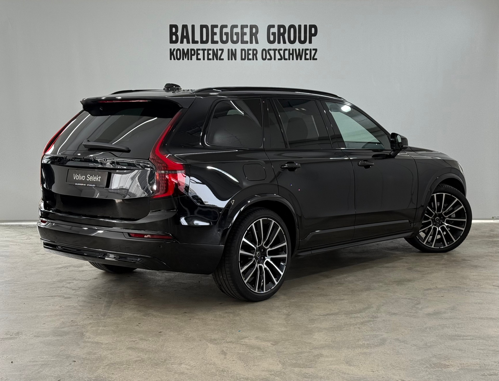 VOLVO XC90 2.0 T8 TE Ultra Dark eAWD-image-2
