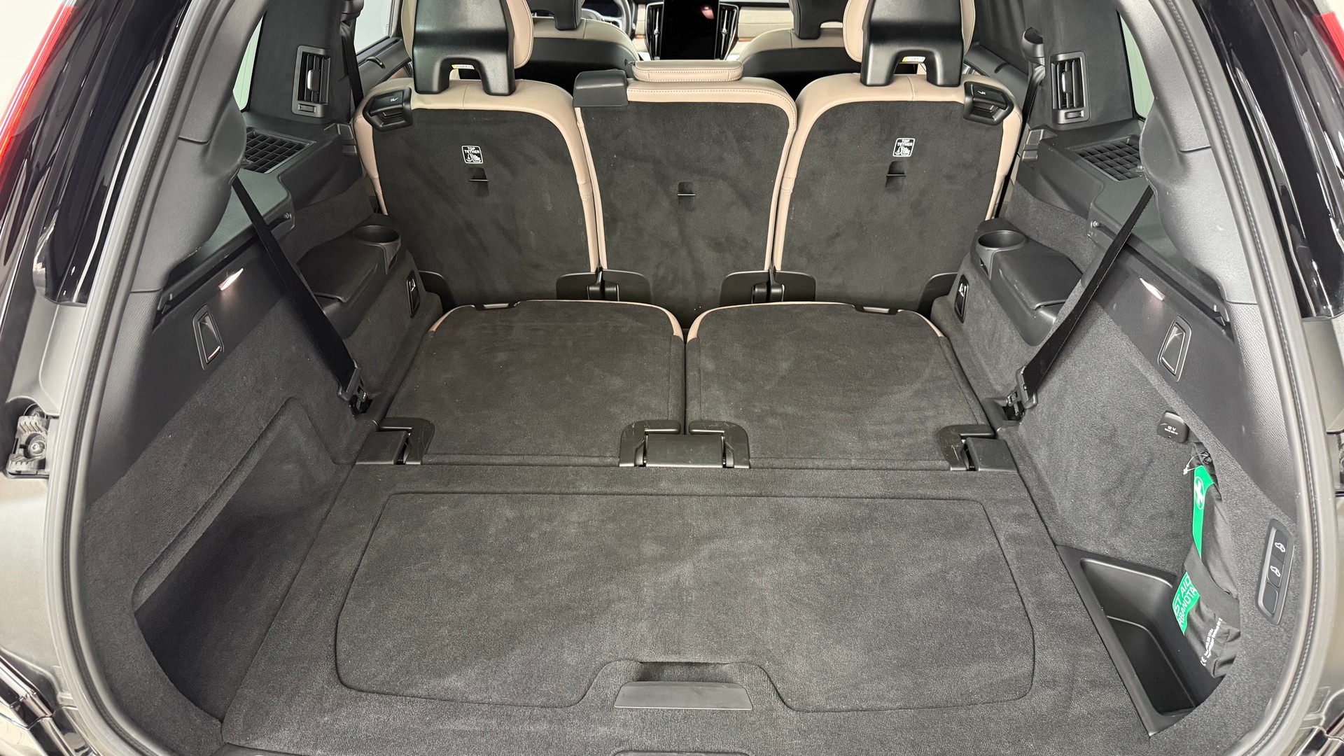 VOLVO XC90 2.0 T8 TE Ultra Dark eAWD-image-6