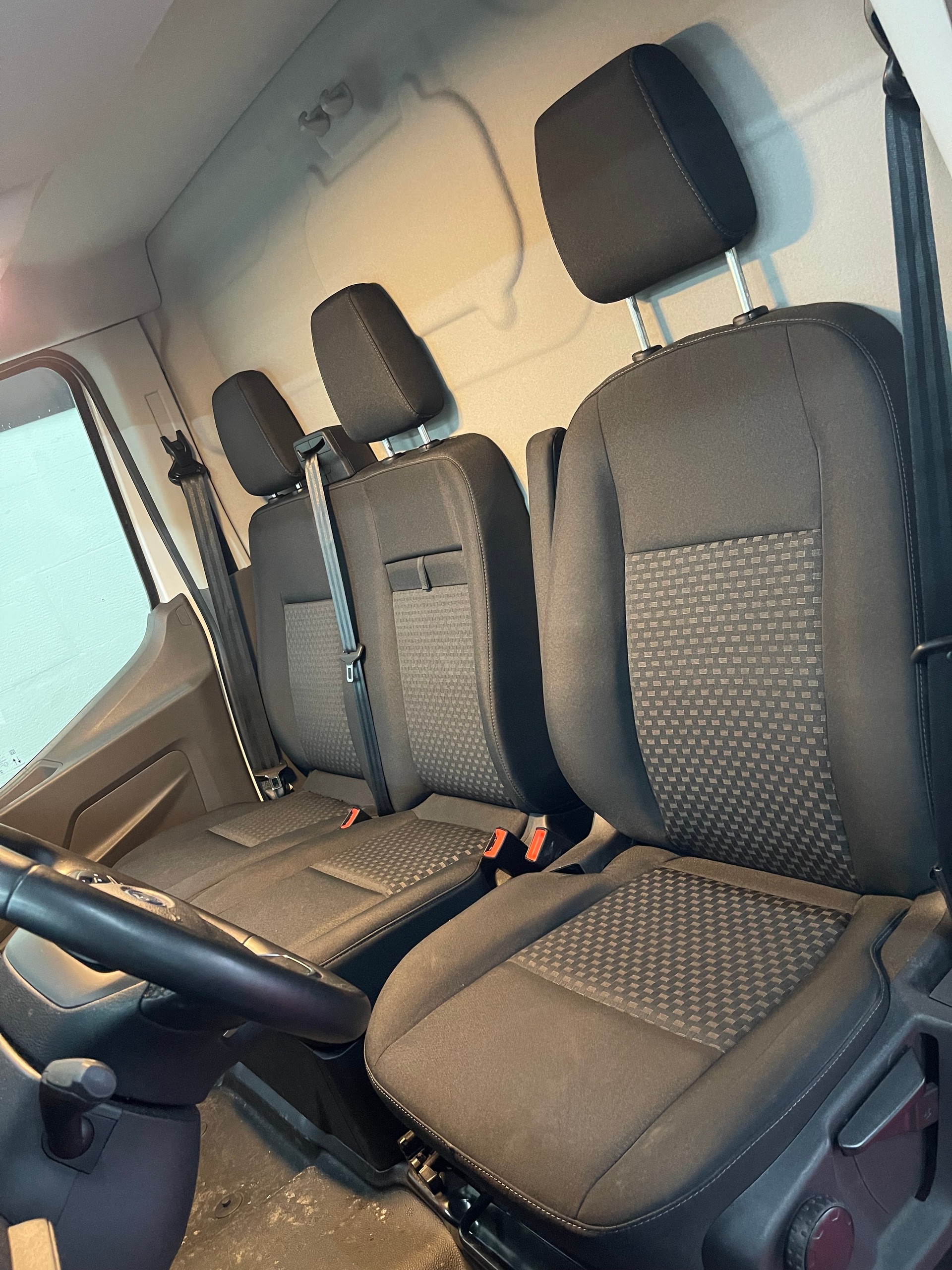 FORD Transit Van 350 L3 Trend 2.0 TDCi 130 RWD-image-12