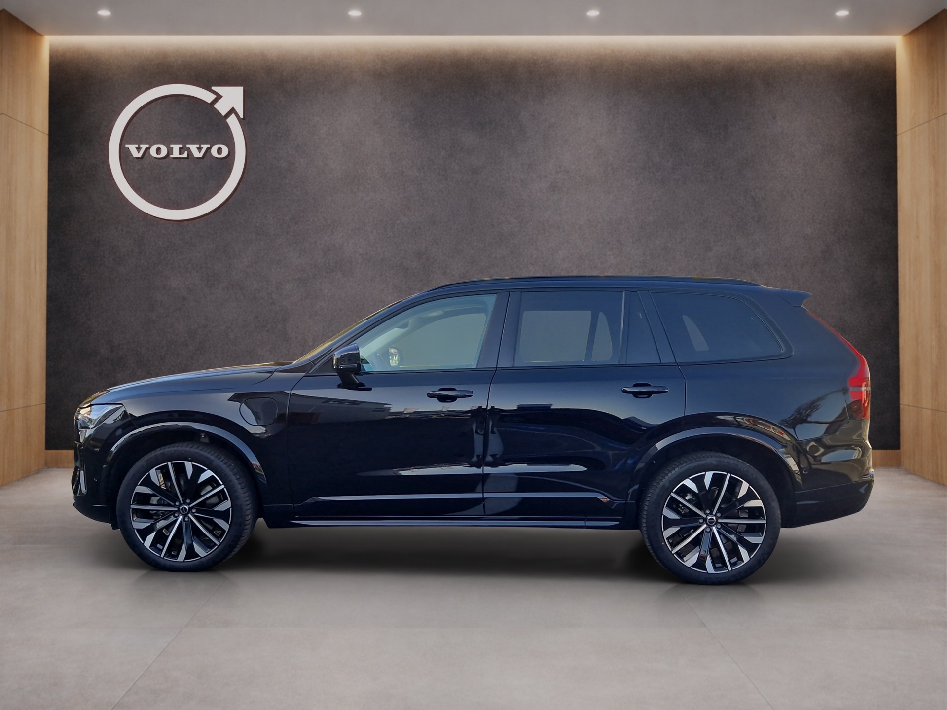 VOLVO XC90 2.0 T8 TE Ultra Dark eAWD-image-2
