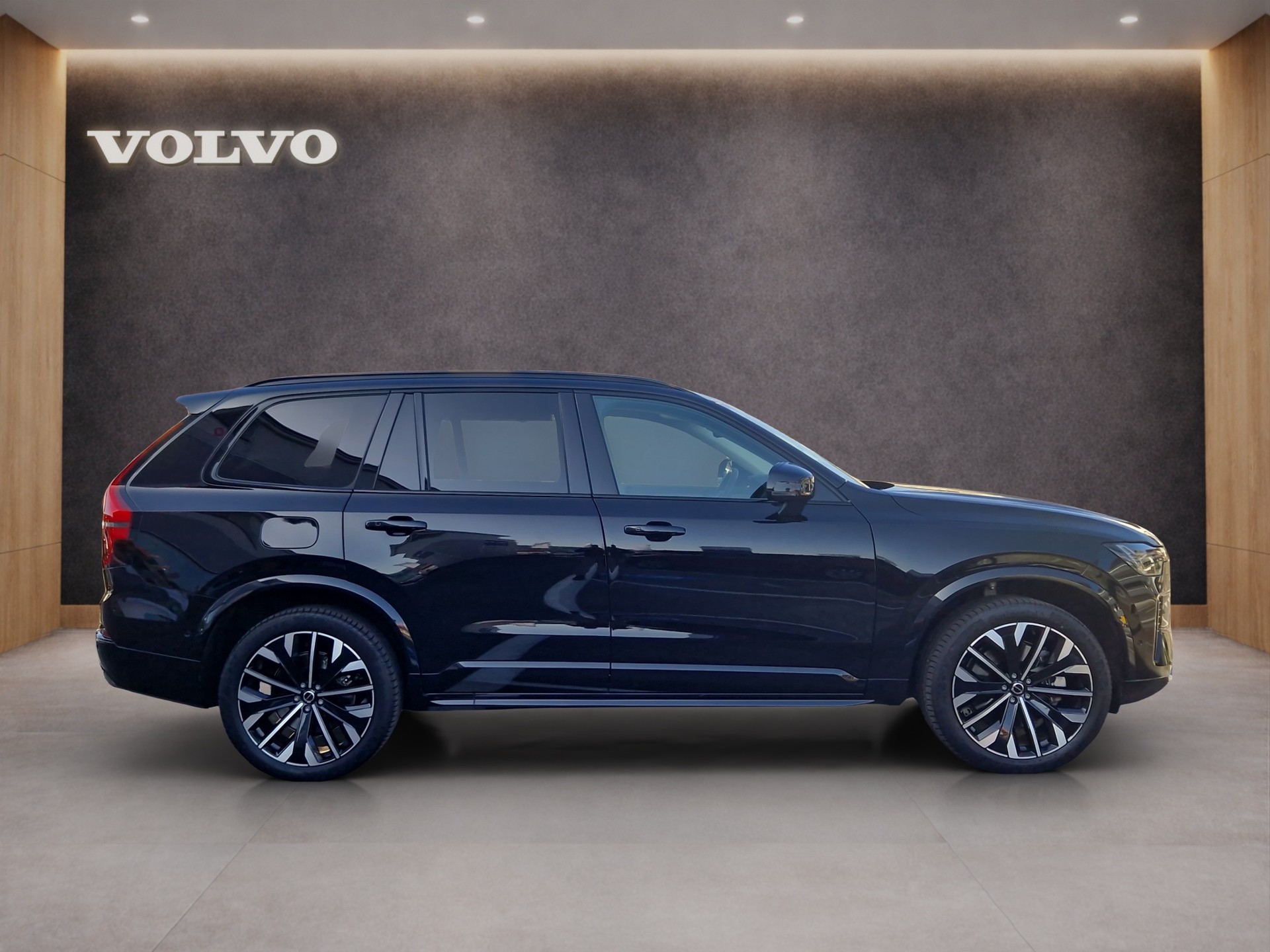 VOLVO XC90 2.0 T8 TE Ultra Dark eAWD-image-5