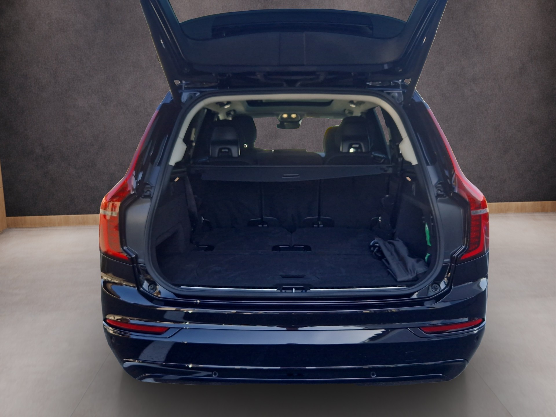 VOLVO XC90 2.0 T8 TE Ultra Dark eAWD-image-15