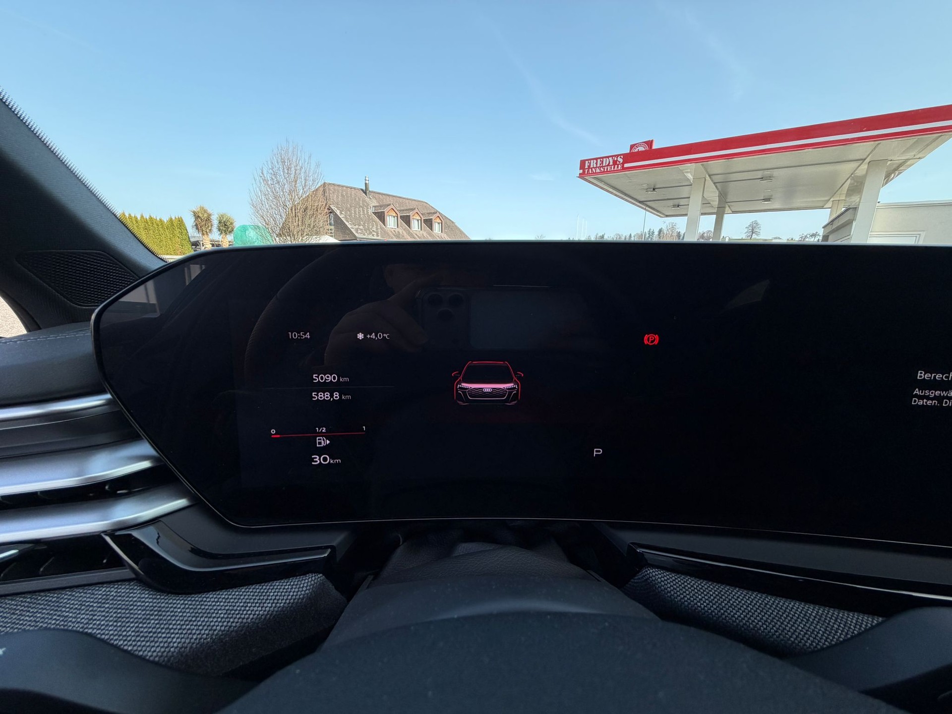 AUDI A5 Avant TFSI 150 kW S tronic-image-13