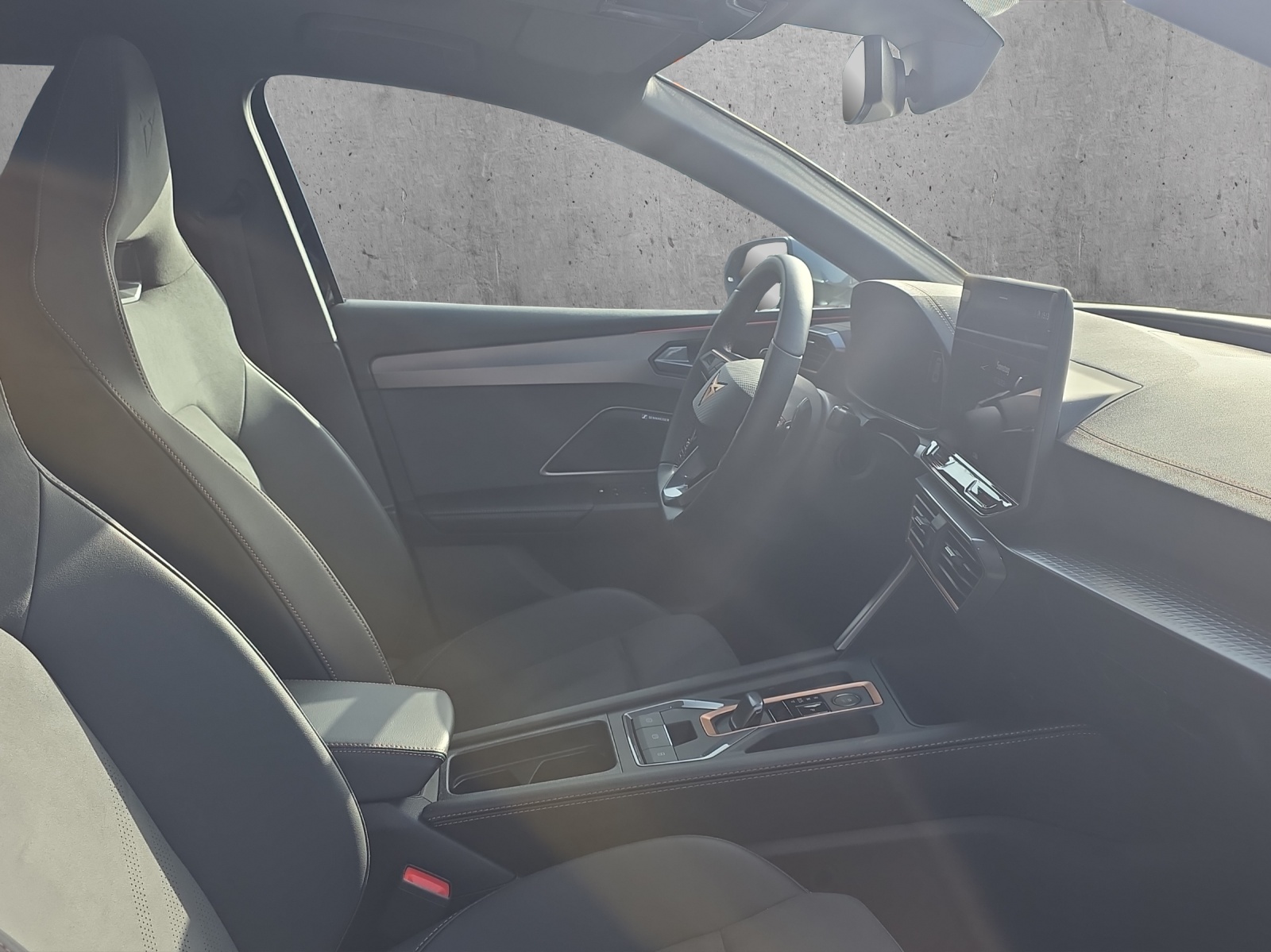 CUPRA LEON 1.5 TSI DSG-image-11