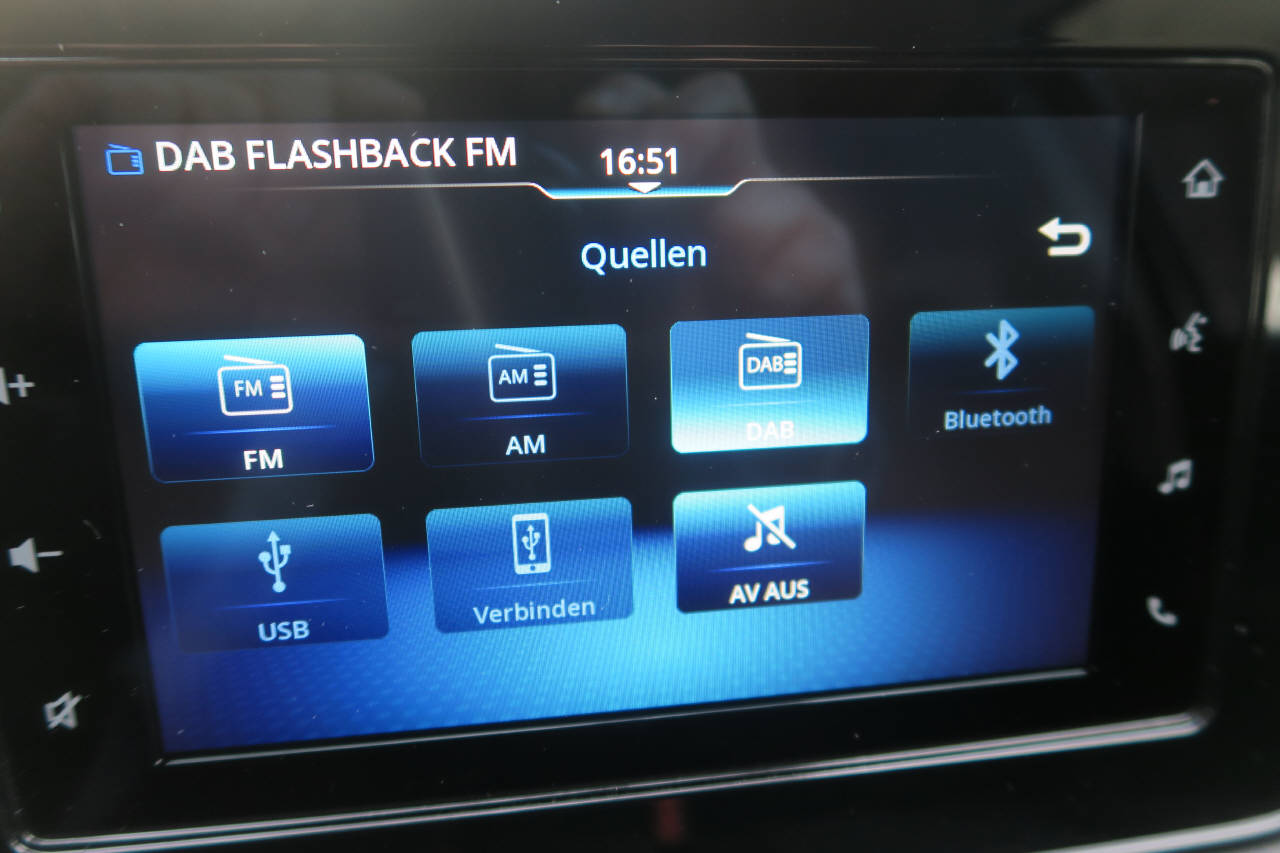 SUZUKI S-Cross 1.5 Compact+ Hybrid 4x4-image-8