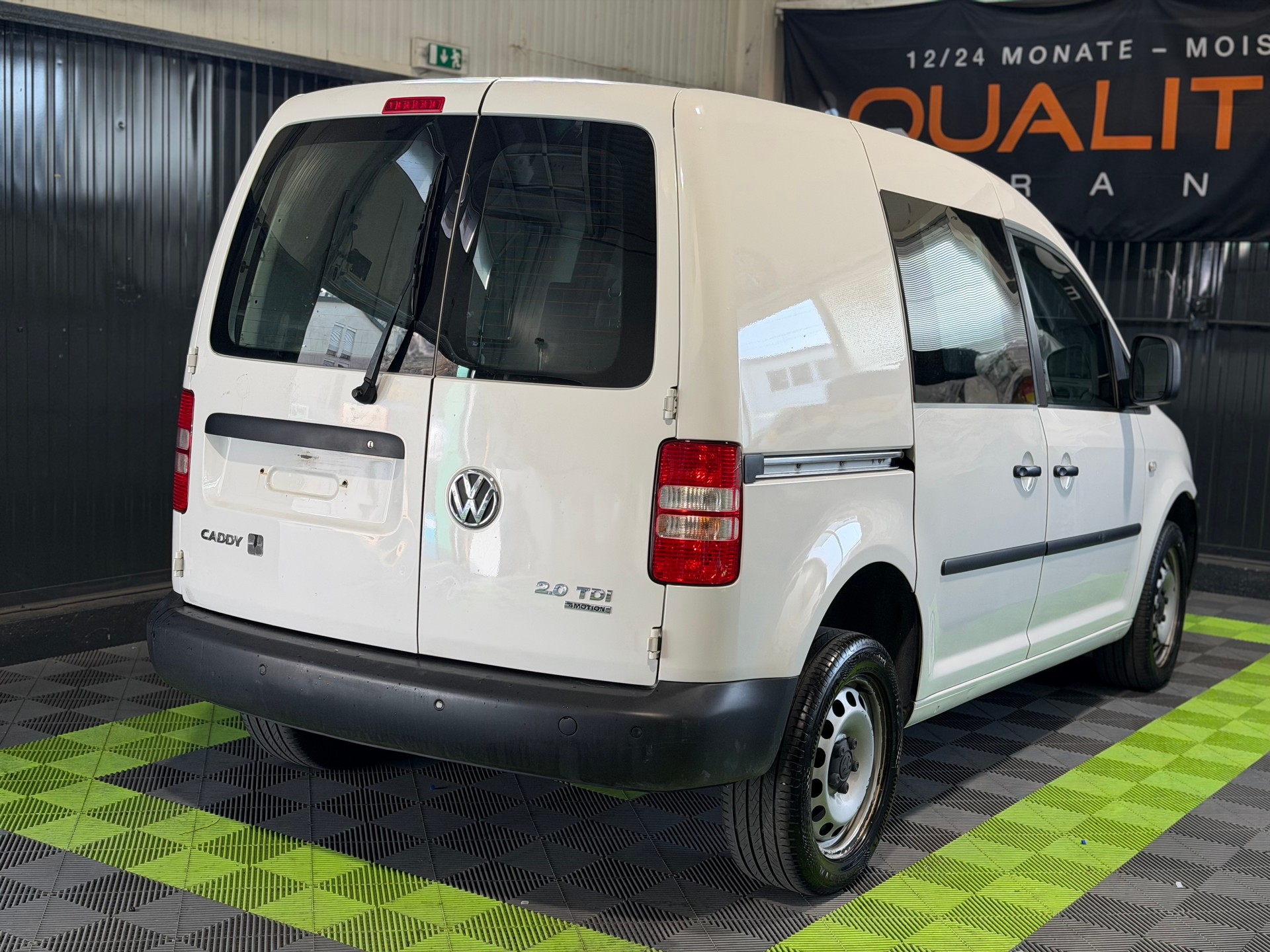 VW Caddy 2.0TDI 4Motion DSG-image-2