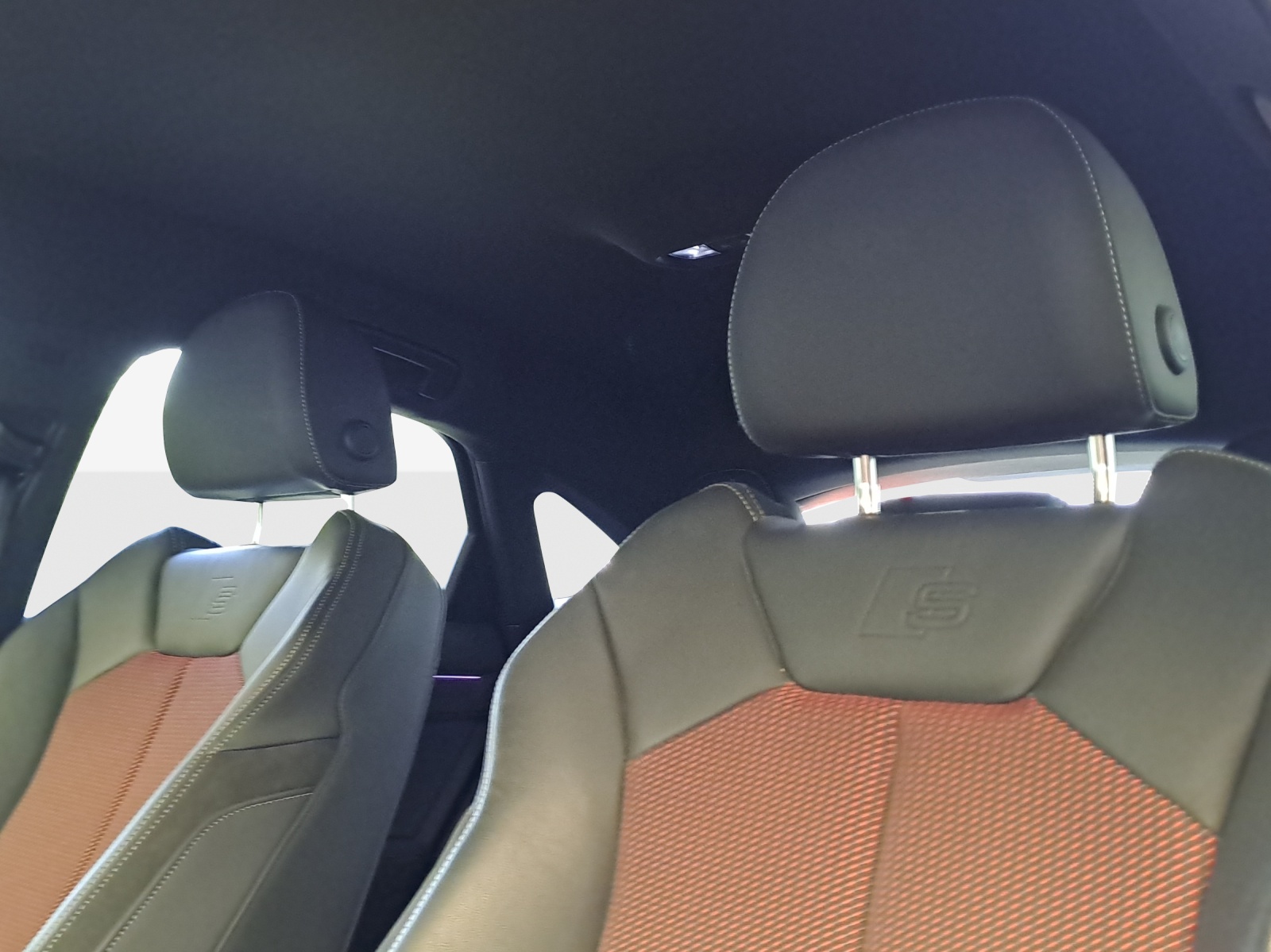 AUDI Q3 Sportback 35 TFSI S line Attraction S-tronic-image-14