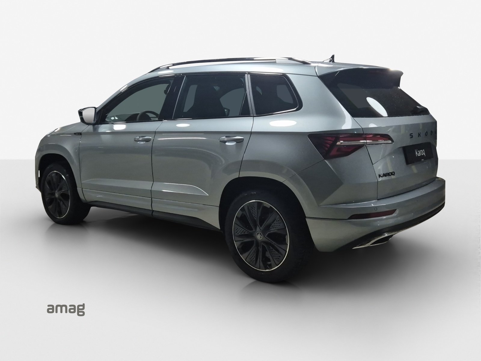 SKODA Karoq 2.0 TSI SportLine 4x4 DSG-image-2