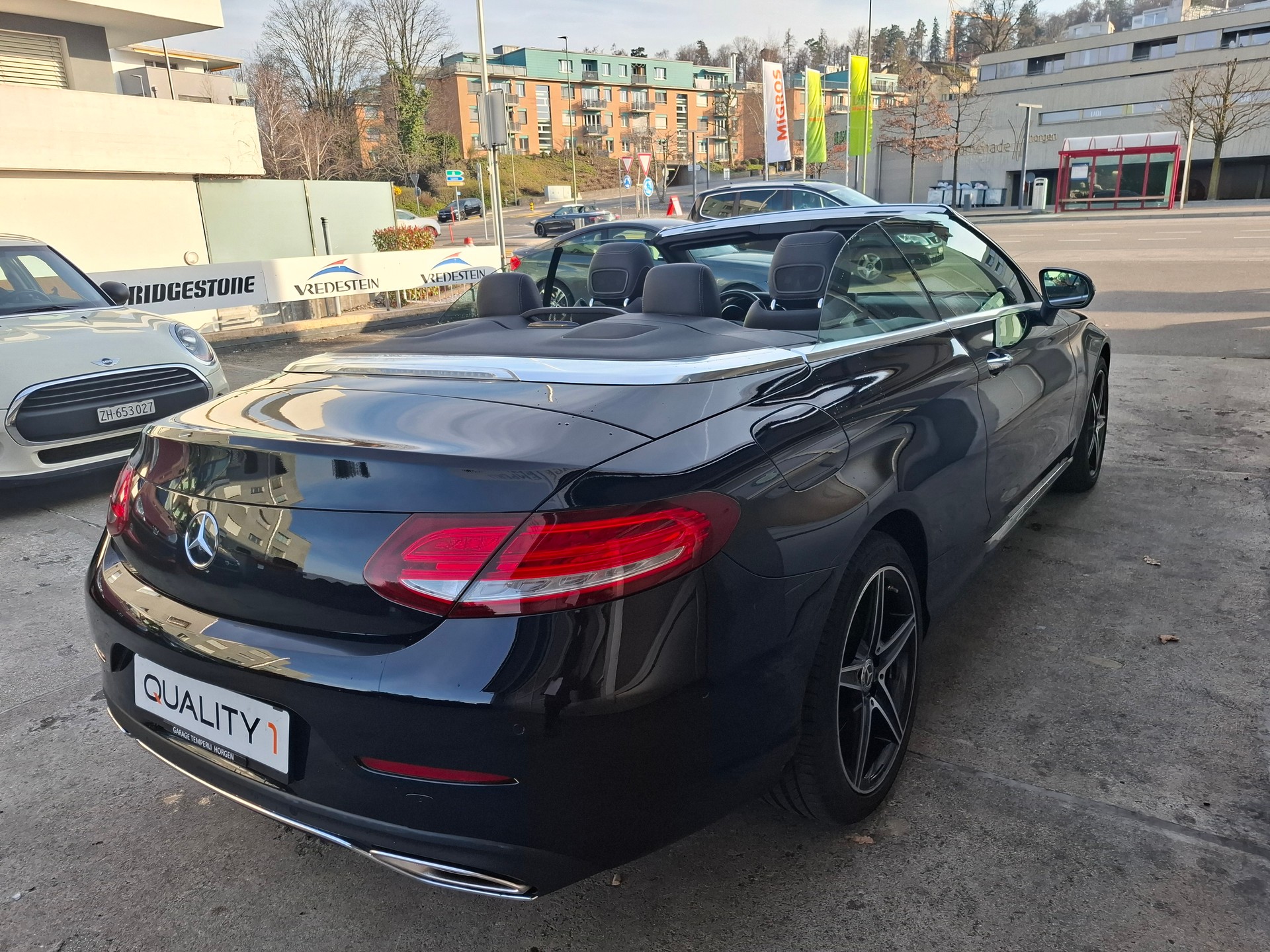 MERCEDES-BENZ C 400 Cabriolet 4Matic 9G-Tronic-image-2