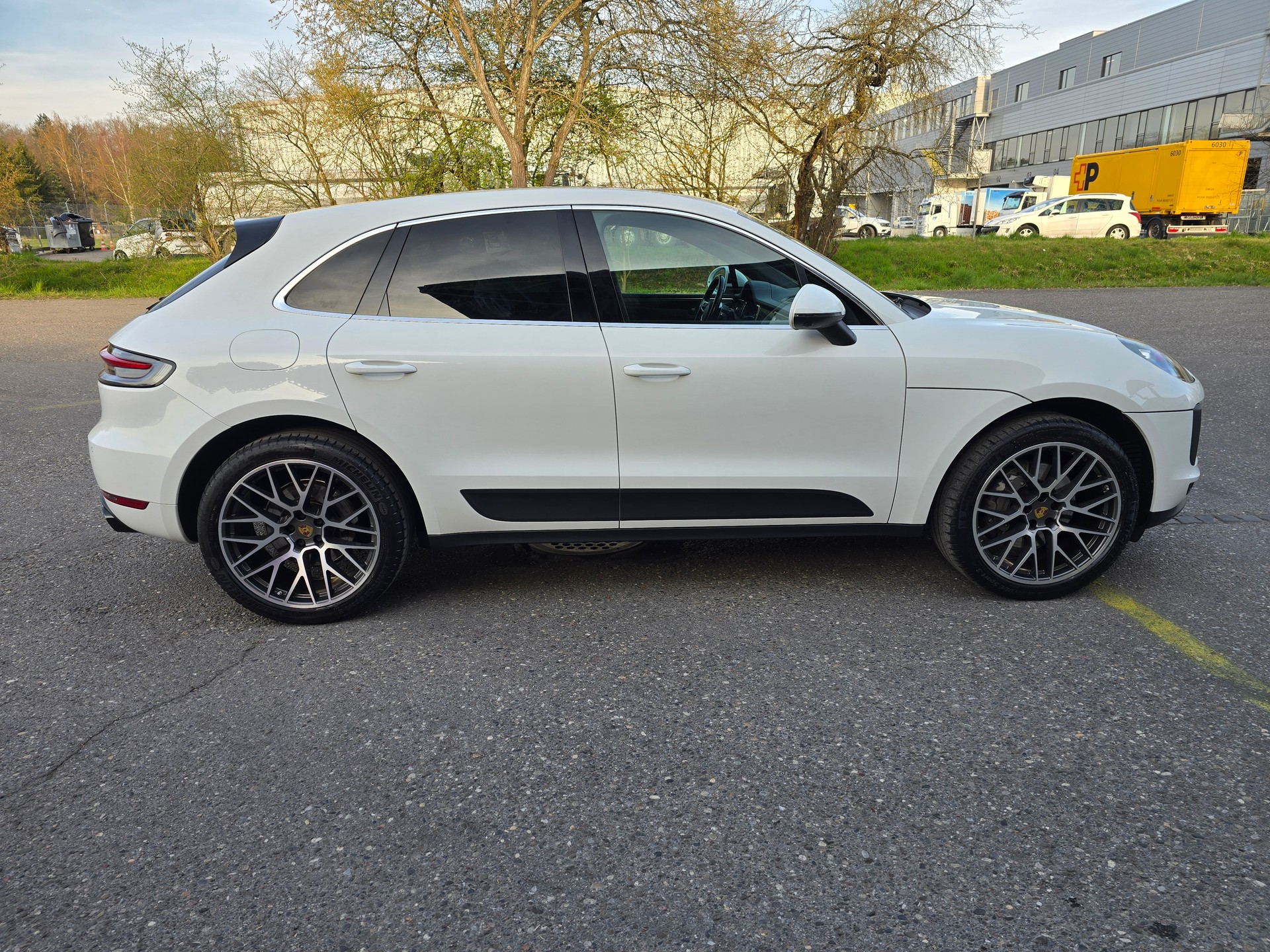 PORSCHE Macan S PDK-image-10