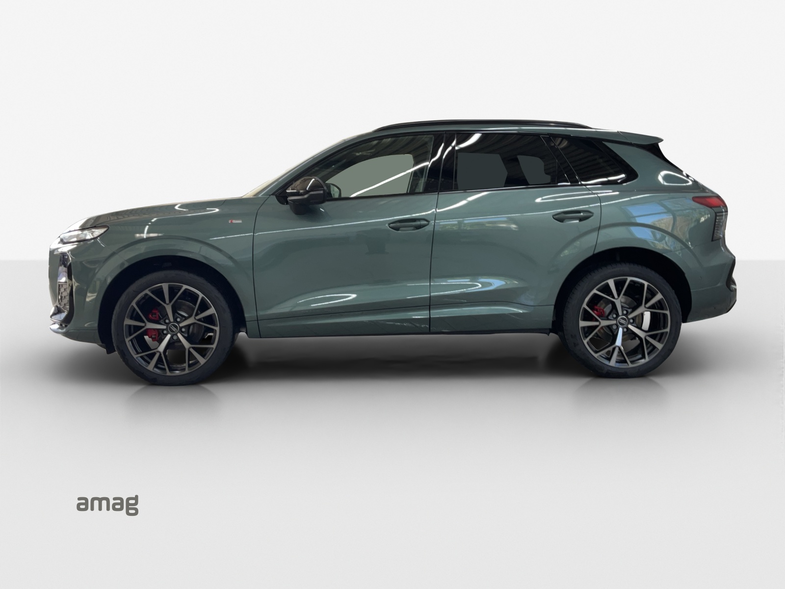 AUDI Q3 SUV 110 kW TFSI S tronic-image-1