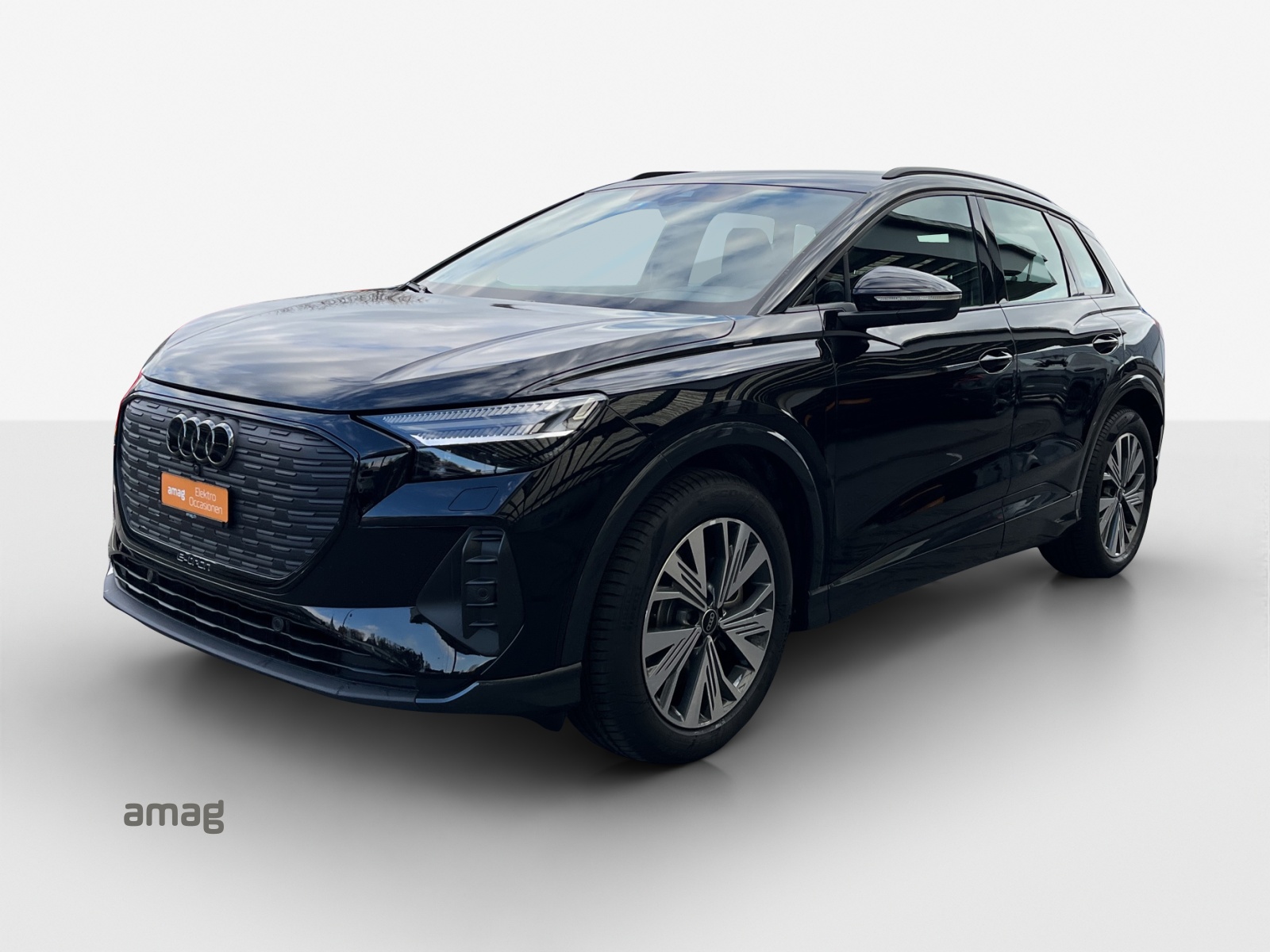 AUDI Q4 e-tron 45 Edition Swiss Ski quattro-image-0