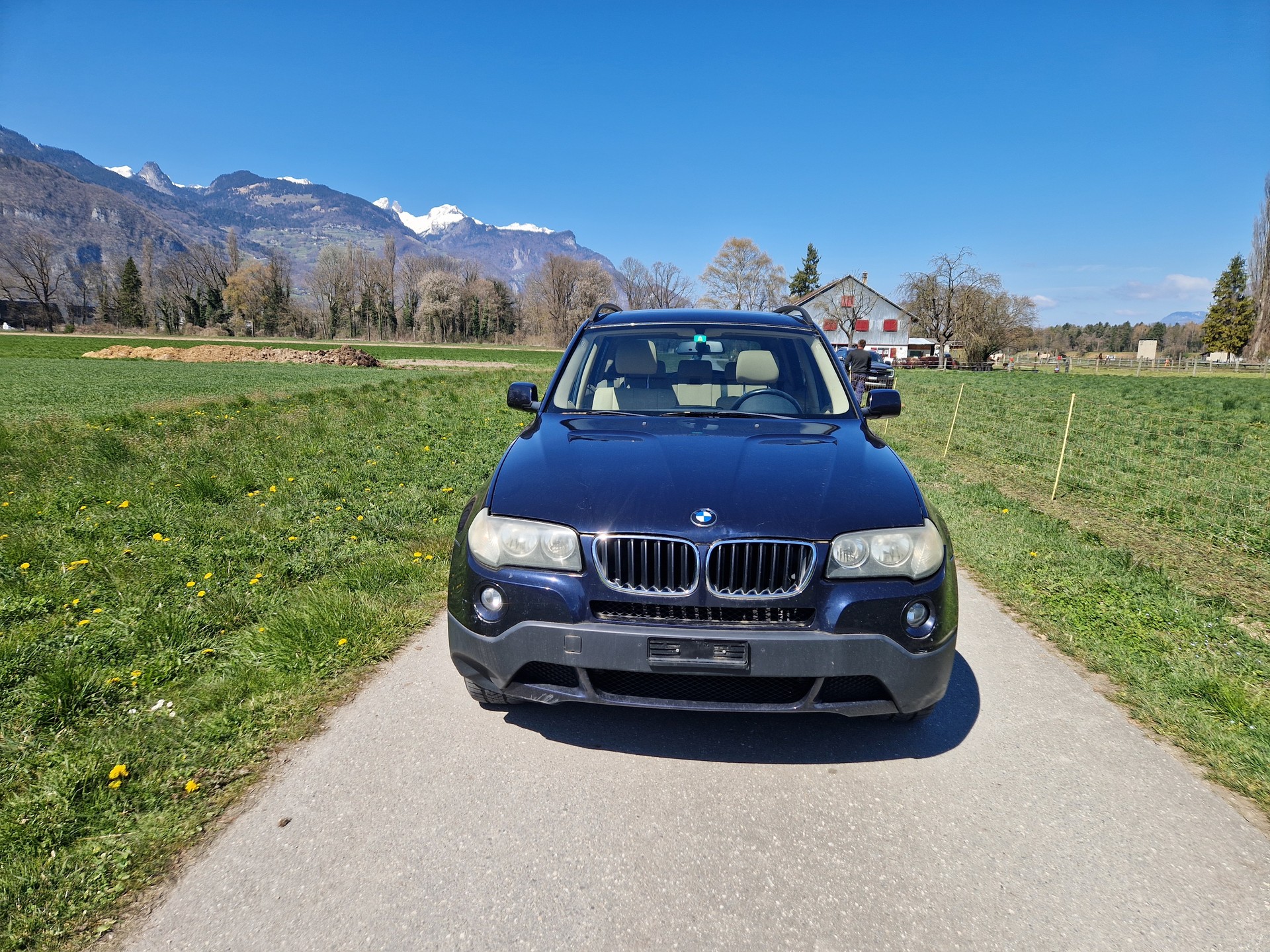 BMW X3 xDrive 20i (2.0i)-image-1