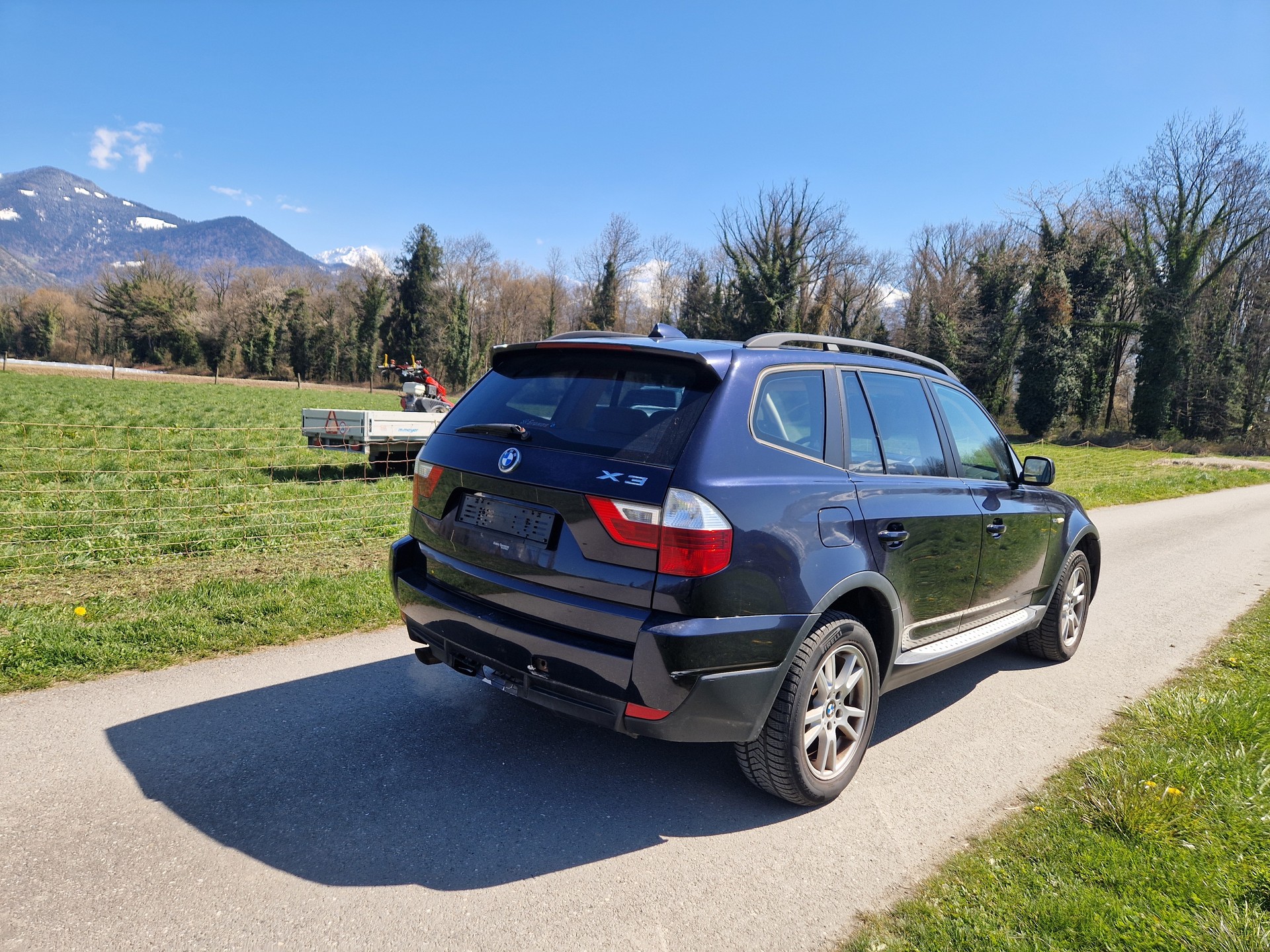 BMW X3 xDrive 20i (2.0i)-image-3