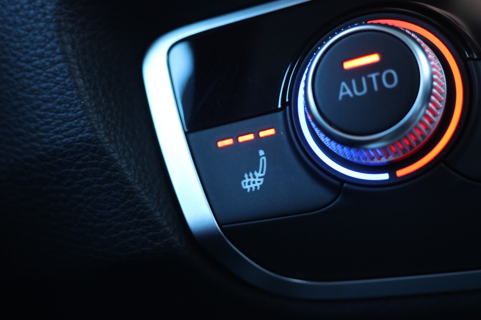 AUDI Q3 35 TDI advanced S-tronic (CH)-image-20