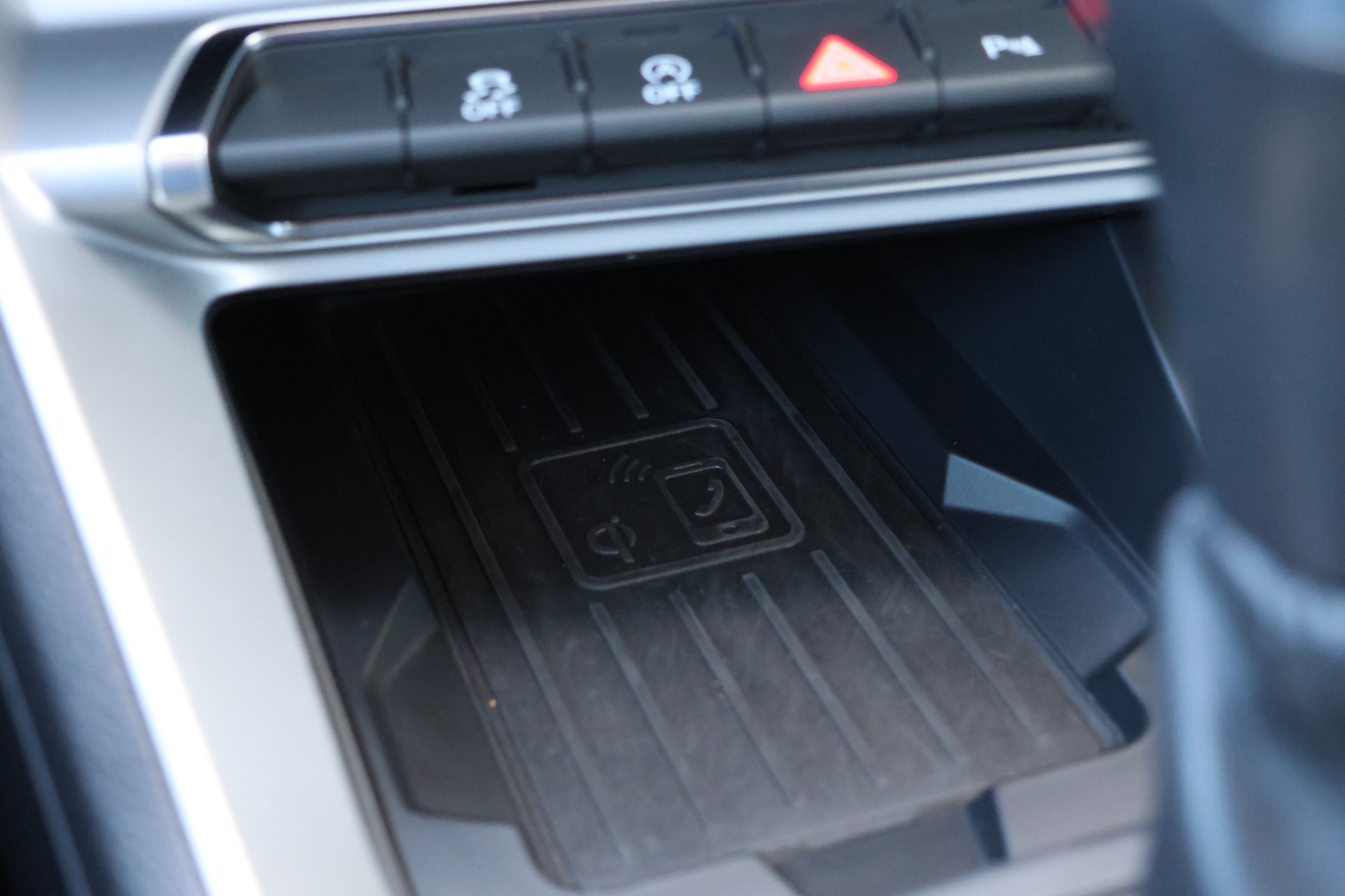 AUDI Q3 35 TDI advanced S-tronic (CH)-image-21