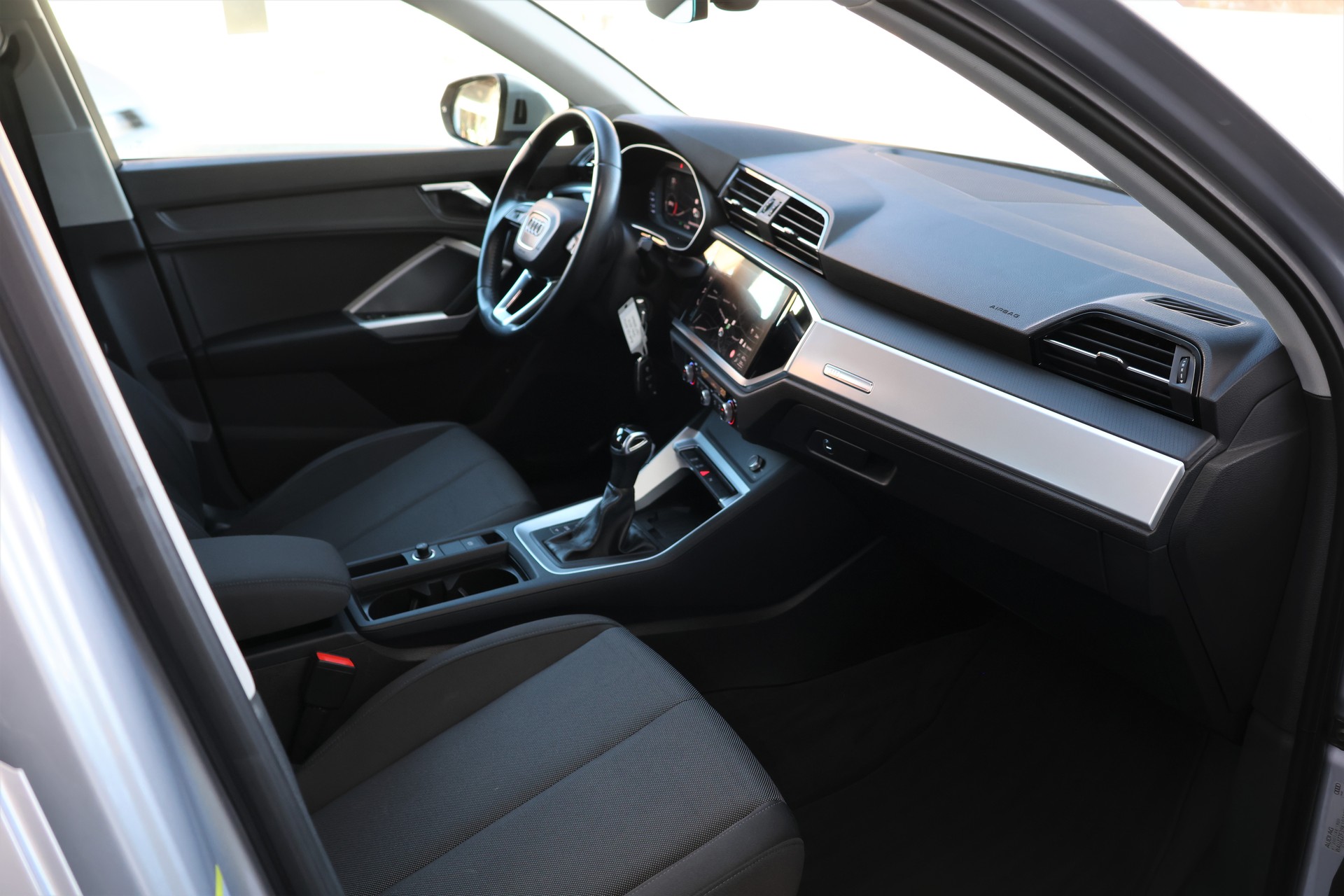 AUDI Q3 35 TDI advanced S-tronic (CH)-image-12