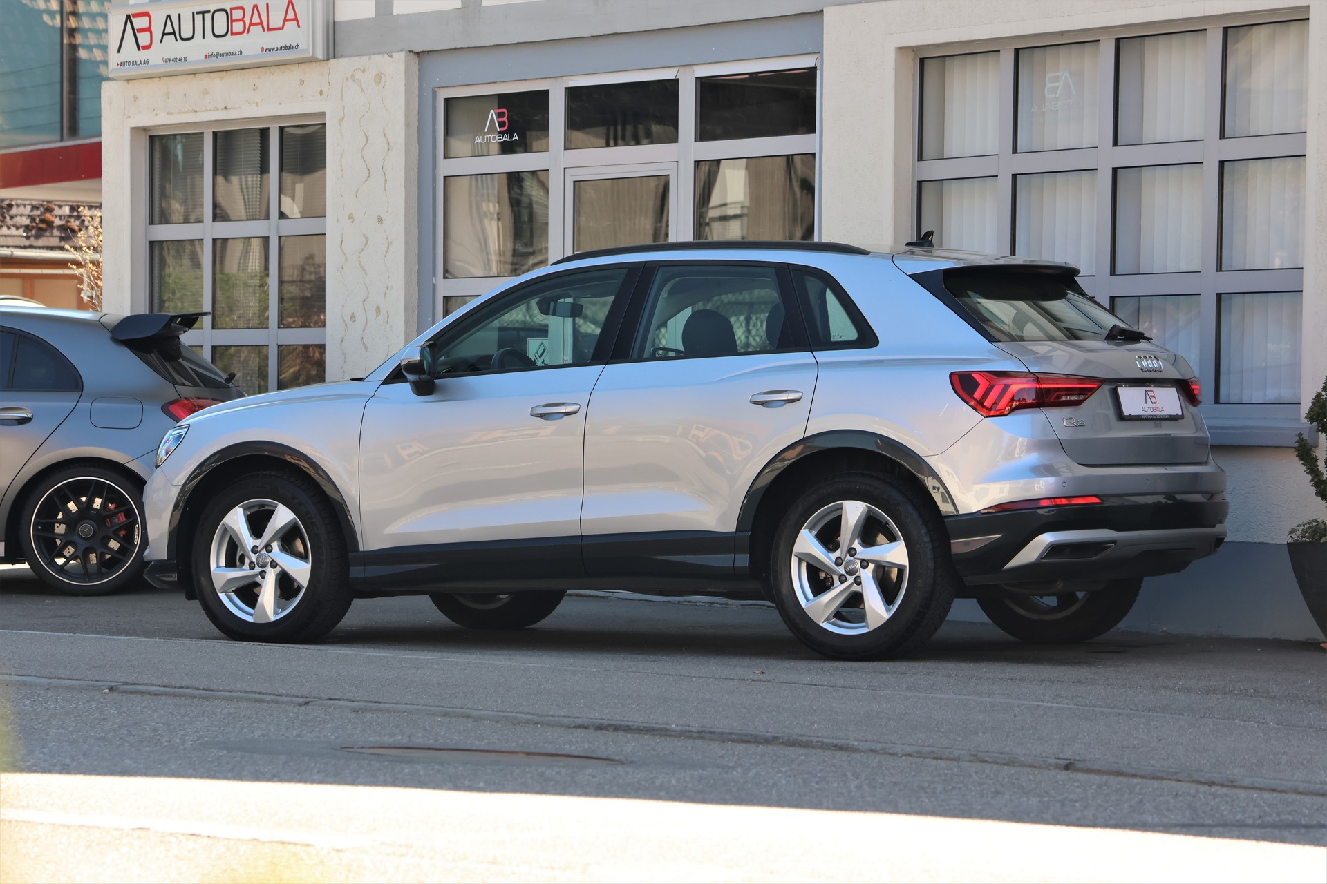 AUDI Q3 35 TDI advanced S-tronic (CH)-image-3