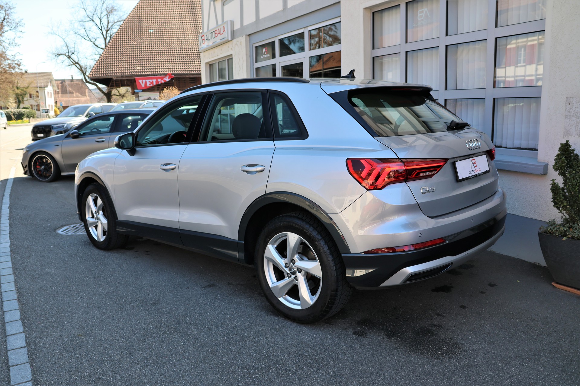 AUDI Q3 35 TDI advanced S-tronic (CH)-image-6