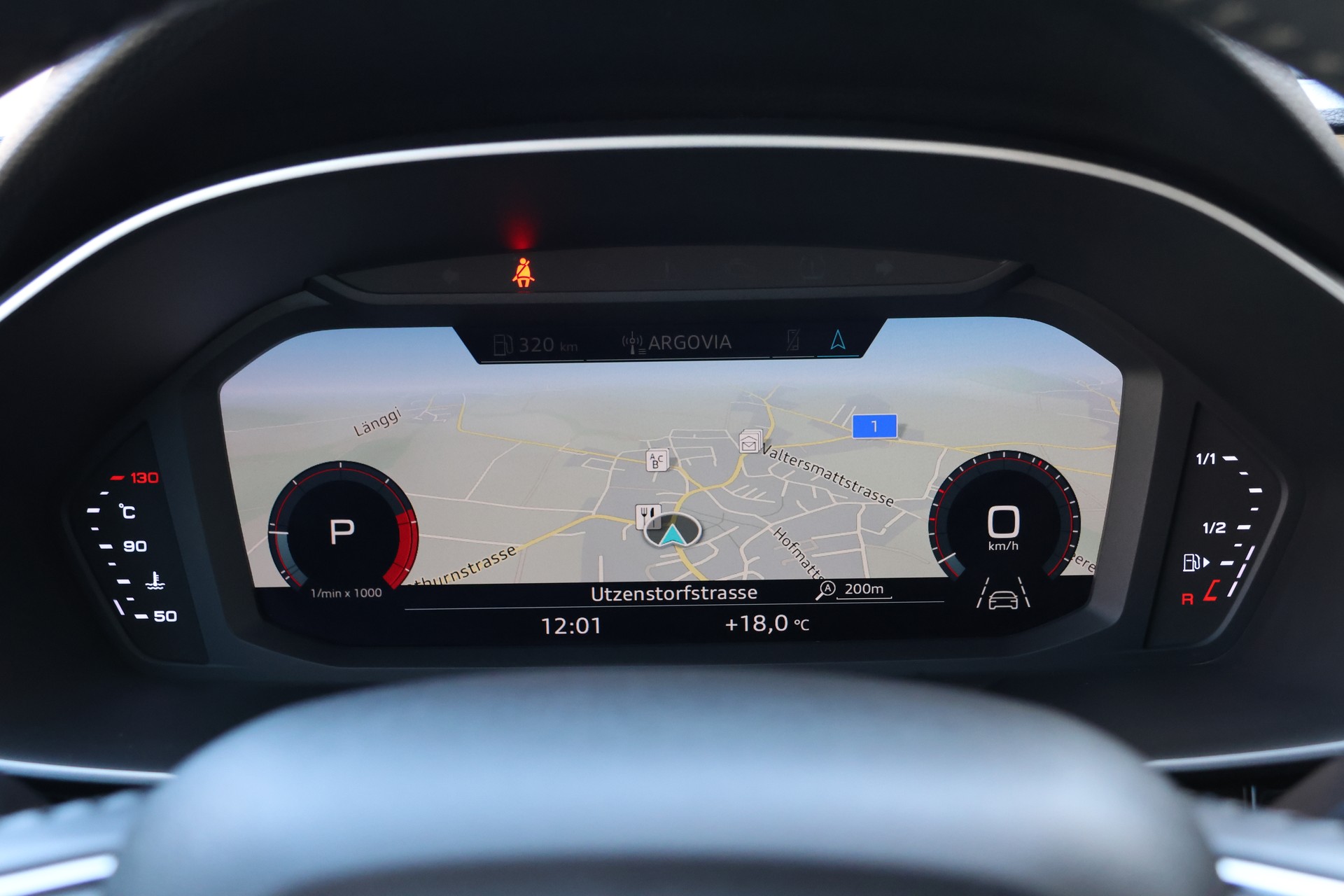 AUDI Q3 35 TDI advanced S-tronic (CH)-image-19