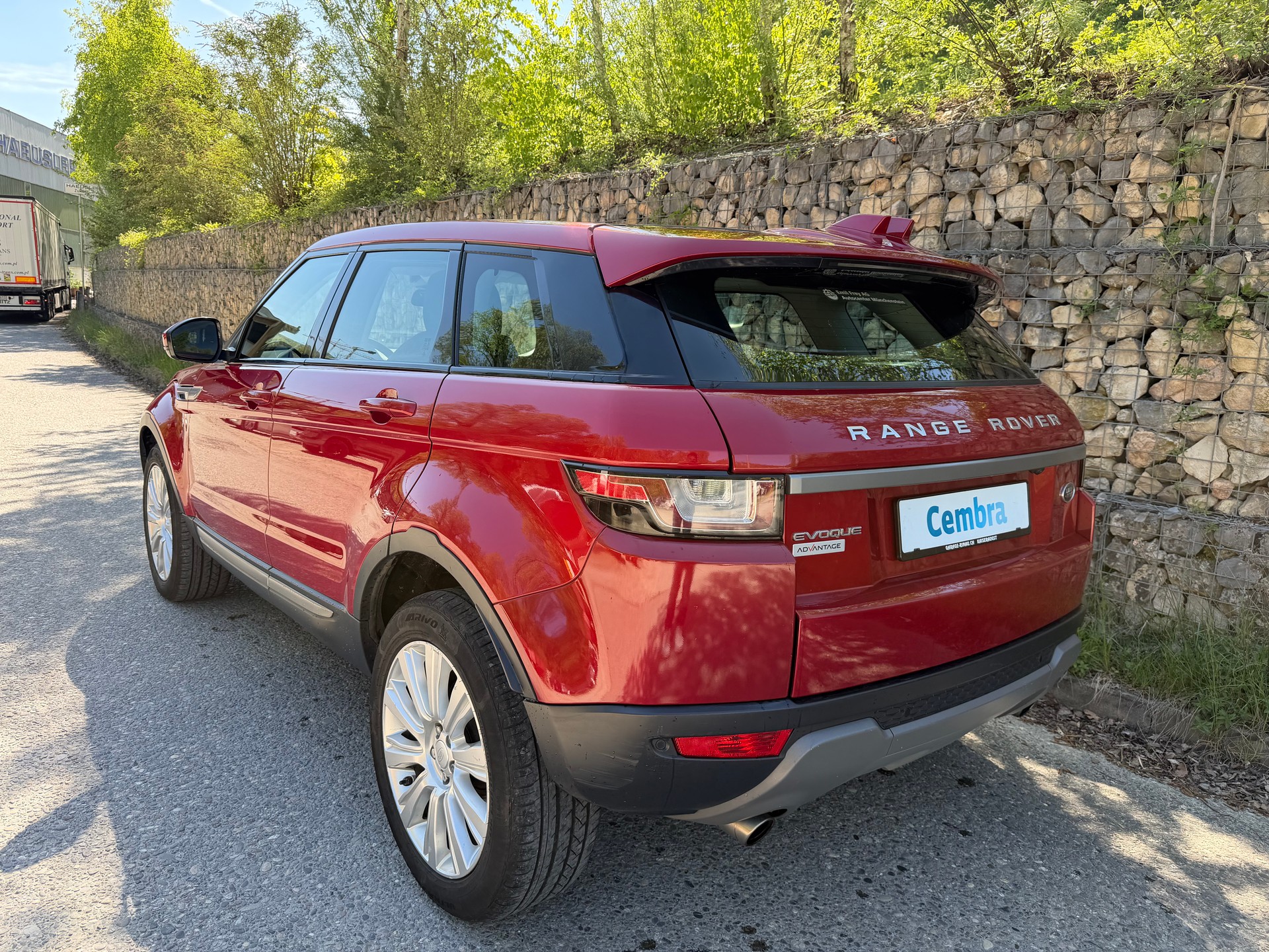 LAND ROVER Range Rover Evoque 2.0 Si4 SE Advantage AT9-image-4