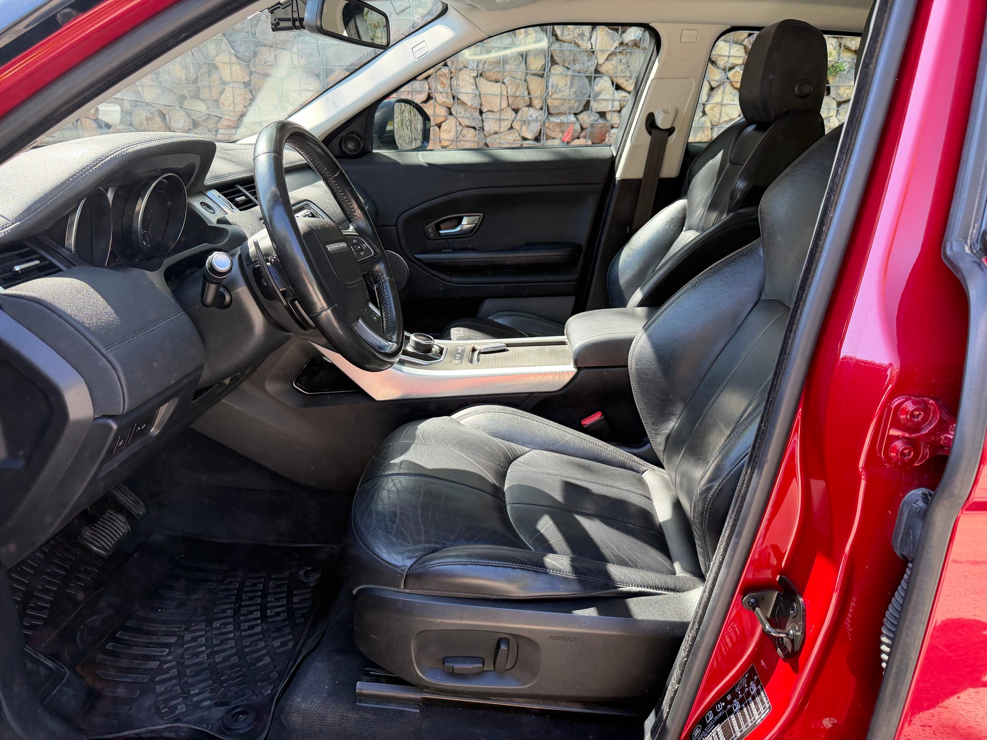 LAND ROVER Range Rover Evoque 2.0 Si4 SE Advantage AT9-image-8