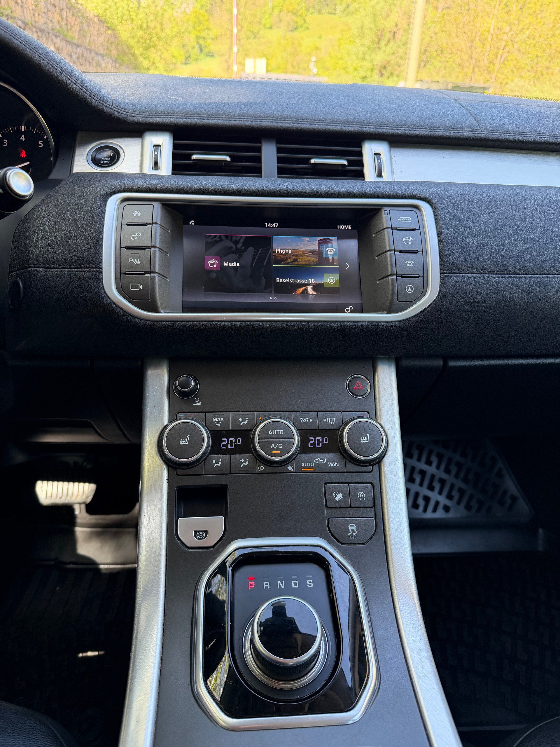 LAND ROVER Range Rover Evoque 2.0 Si4 SE Advantage AT9-image-10