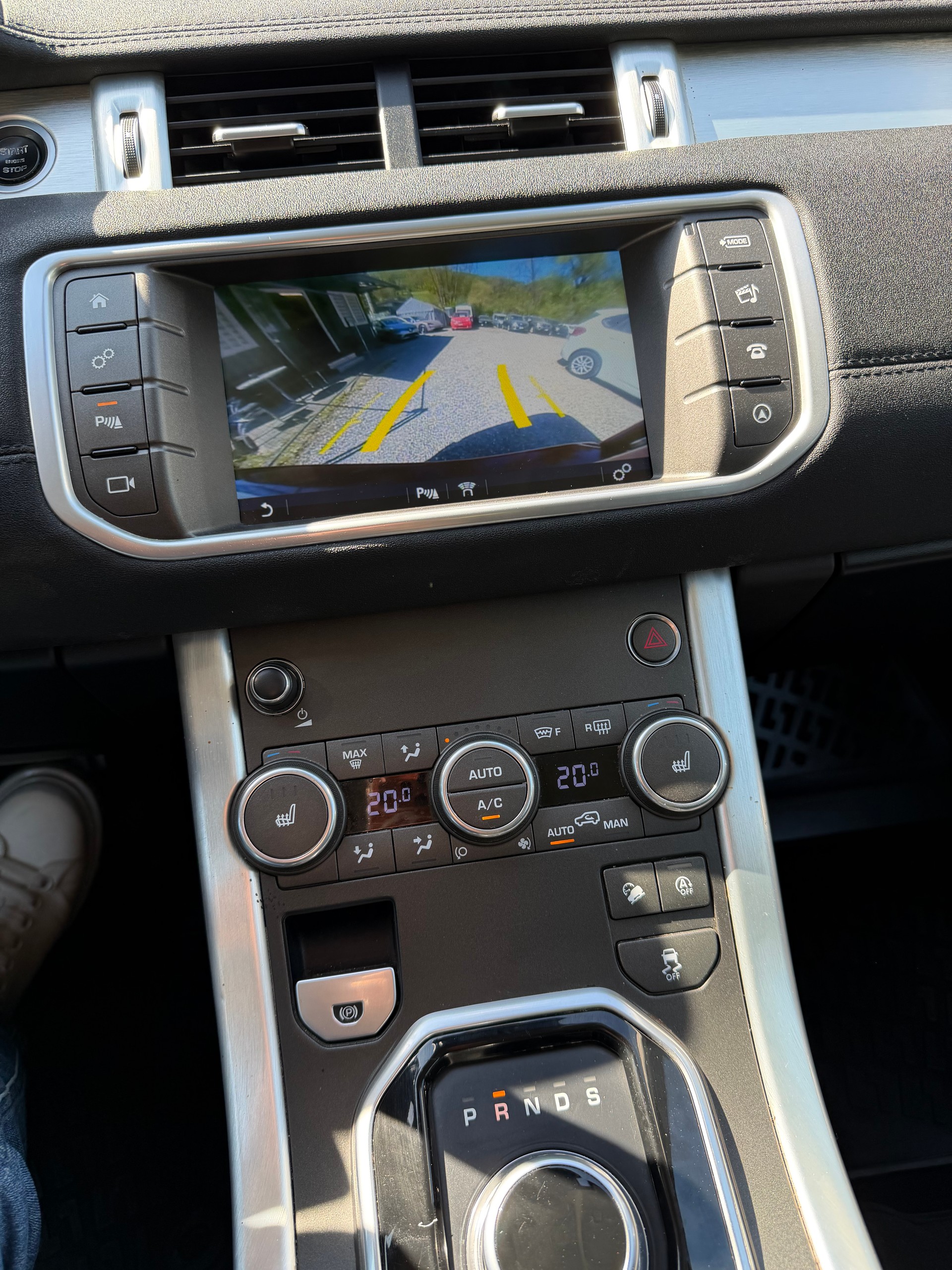 LAND ROVER Range Rover Evoque 2.0 Si4 SE Advantage AT9-image-12