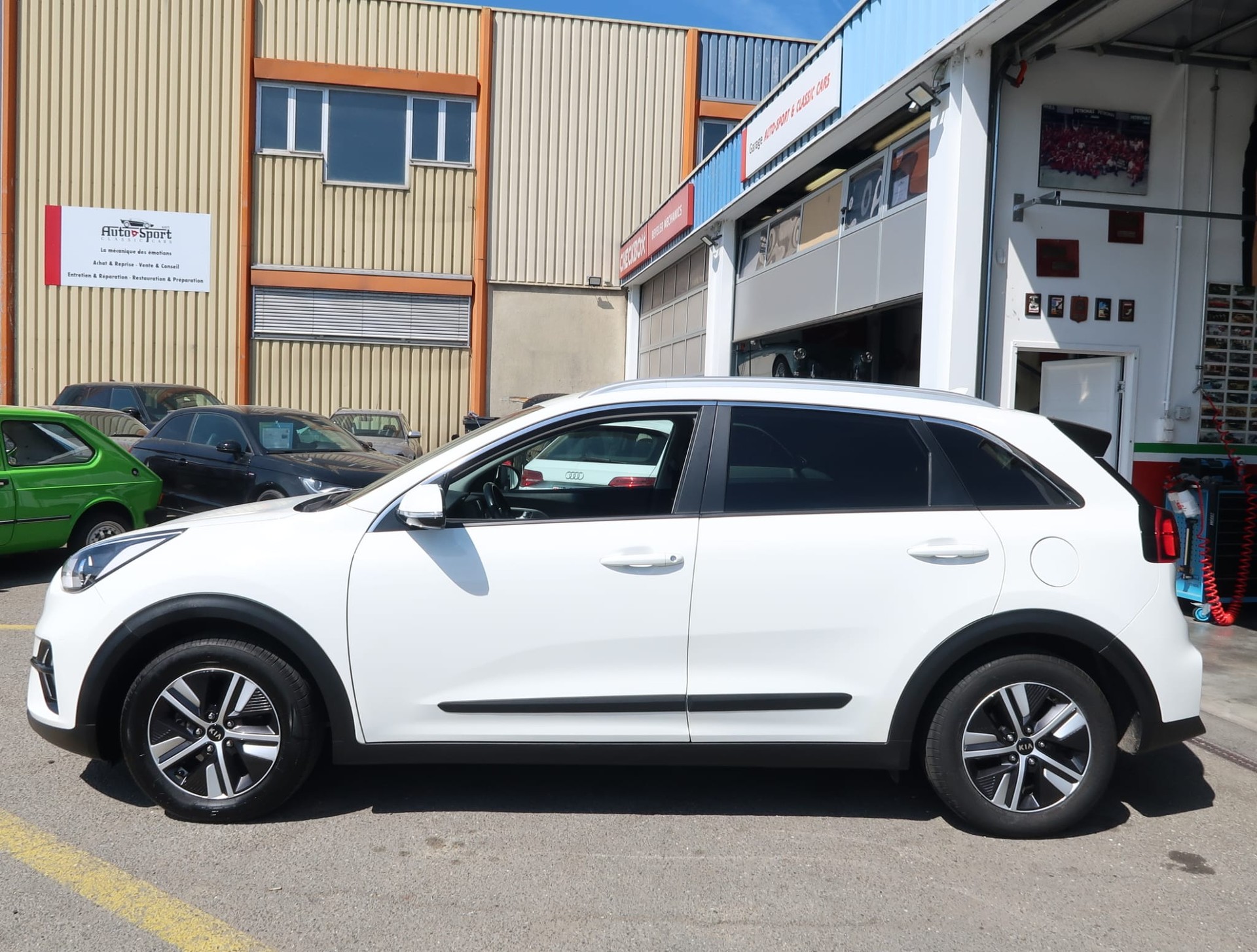 KIA Niro 1.6GDi Hybrid Pow.25 DCT-showroom-element-3