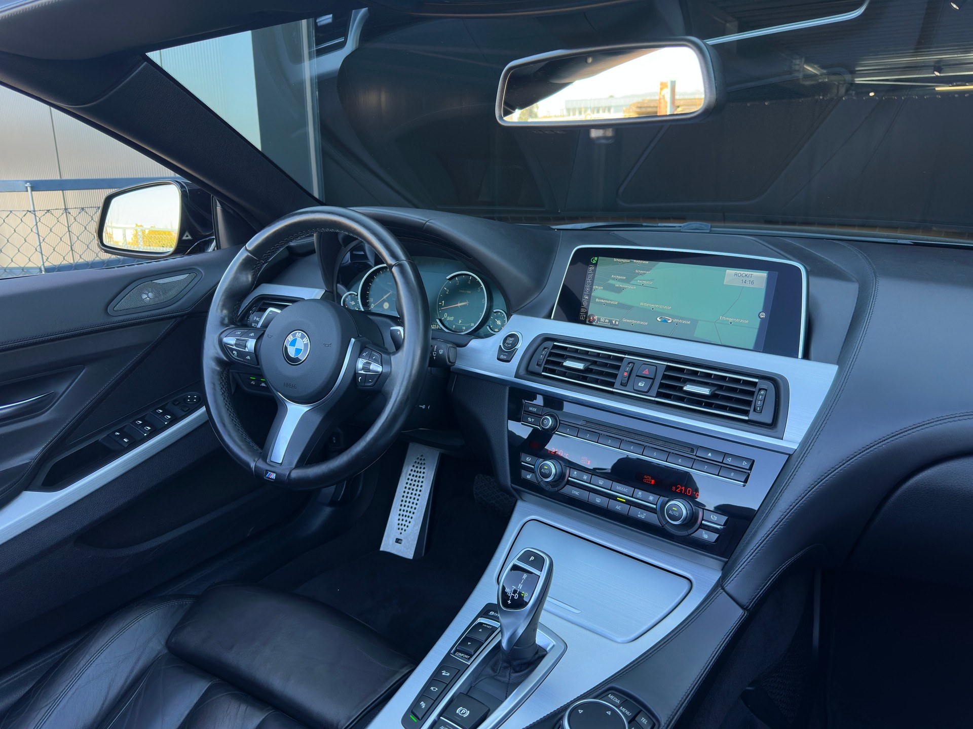 BMW 640i Cabrio xDrive-image-13