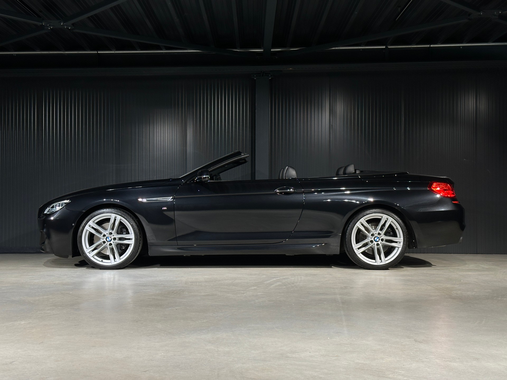 BMW 640i Cabrio xDrive-image-8