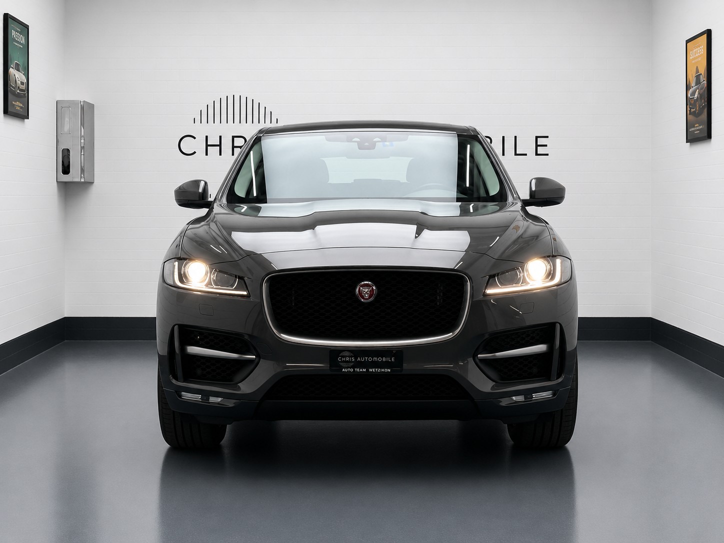 JAGUAR F-Pace 3.0 TD R-Sport AWD Automatik-image-5