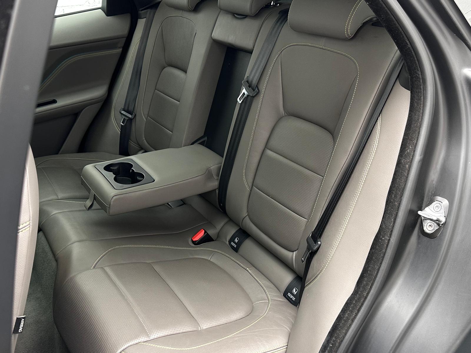 JAGUAR F-Pace 3.0 TD R-Sport AWD Automatik-image-12