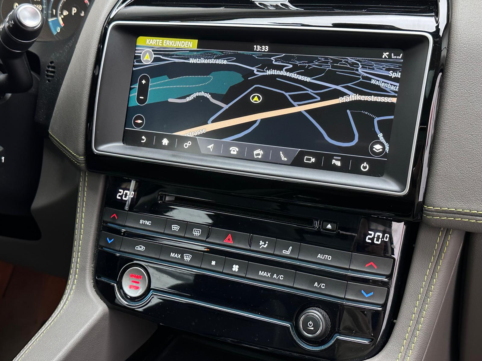 JAGUAR F-Pace 3.0 TD R-Sport AWD Automatik-image-16