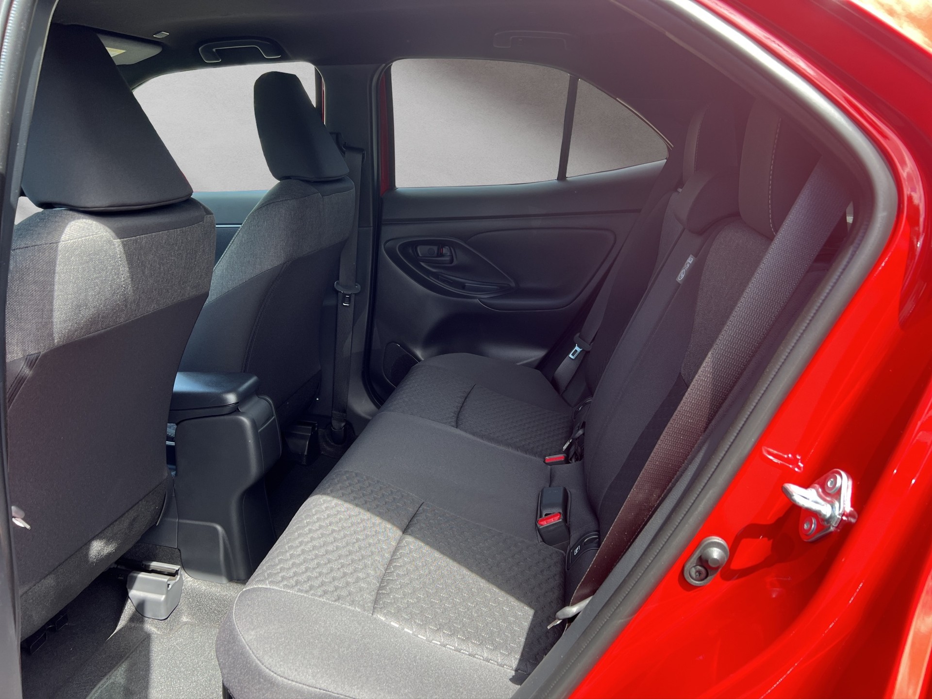 TOYOTA Yaris Cross 1.5 VVT-i HSD Trend-image-8