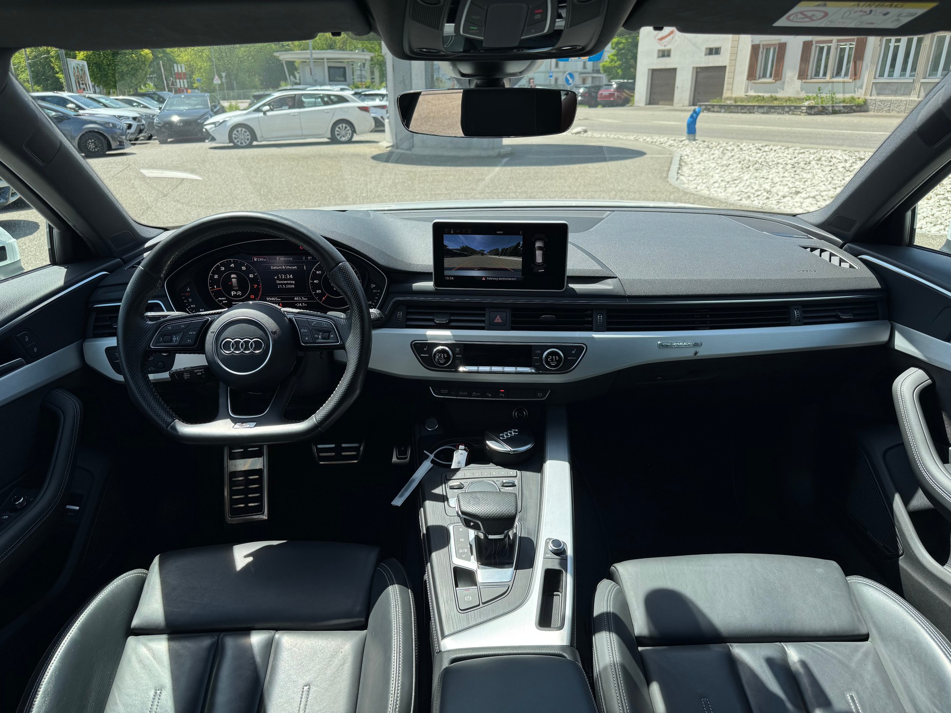 AUDI A4 Avant 2.0 TFSI Sport quattro S-tronic-image-12