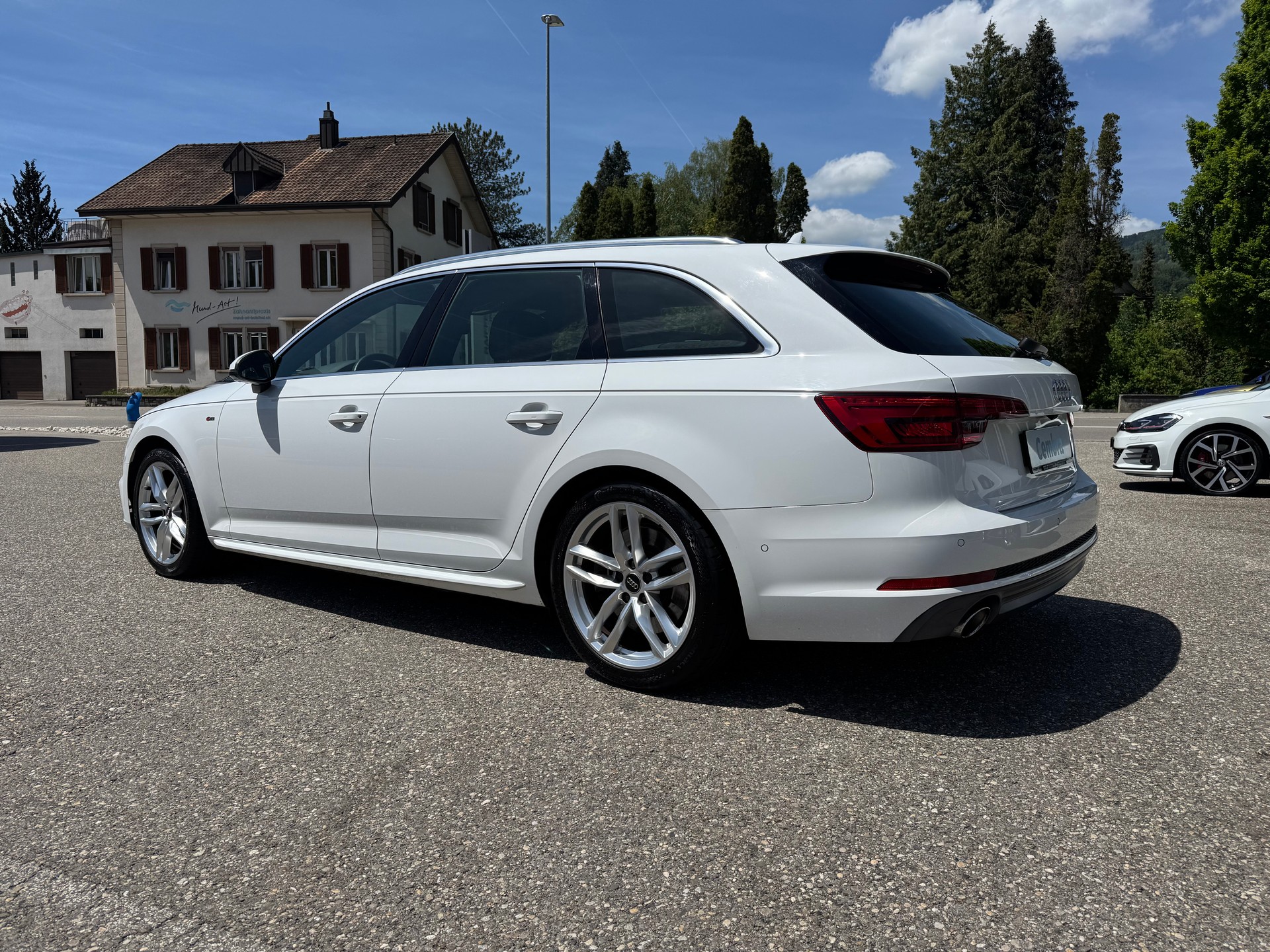 AUDI A4 Avant 2.0 TFSI Sport quattro S-tronic-image-6