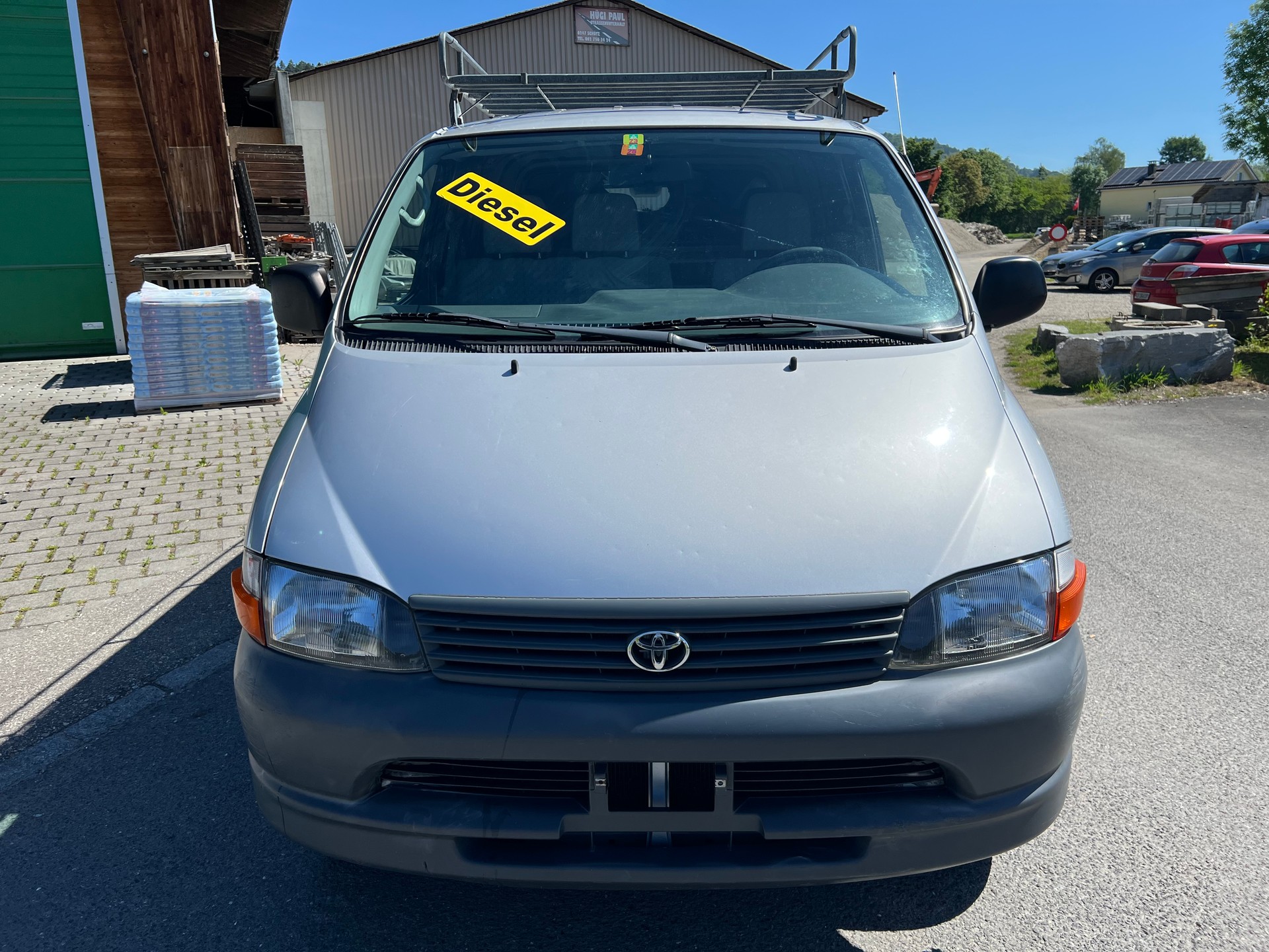 TOYOTA Hiace D-4D 4WD Van