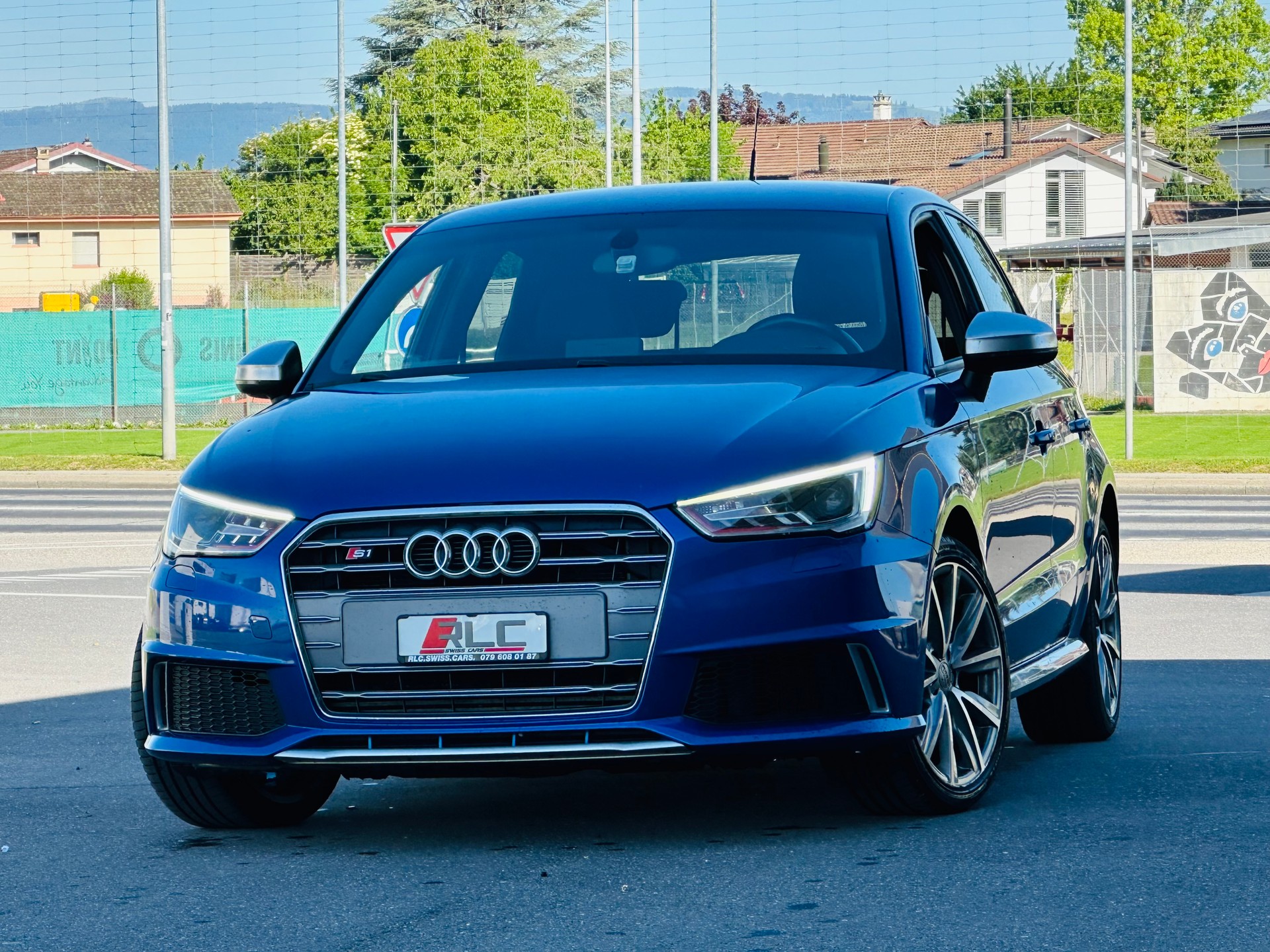 AUDI S1 Sportback 2.0 TFSI Sport quattro-image-4