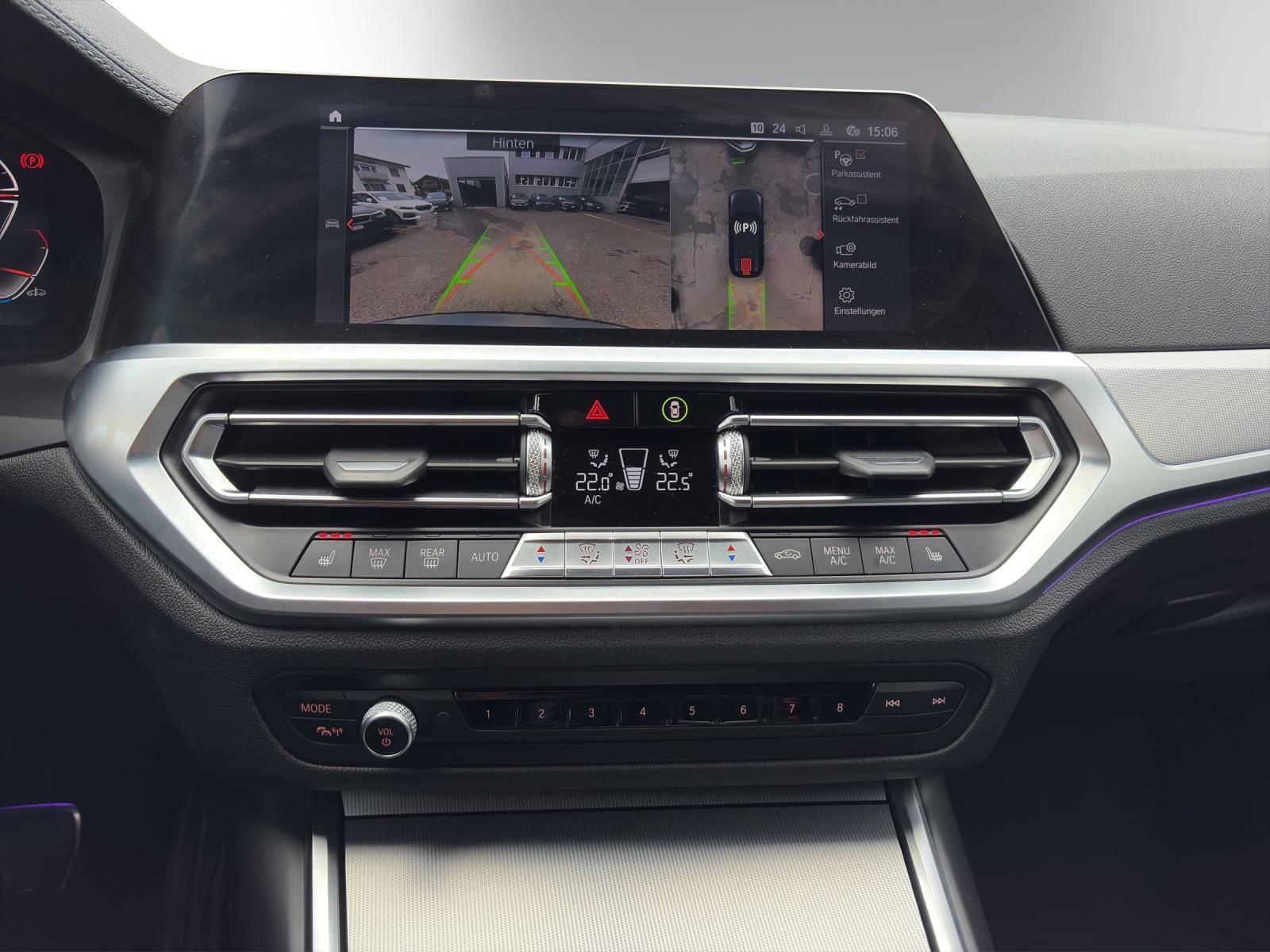 BMW M340d xDrive 48V Touring Steptronic Sport-image-14