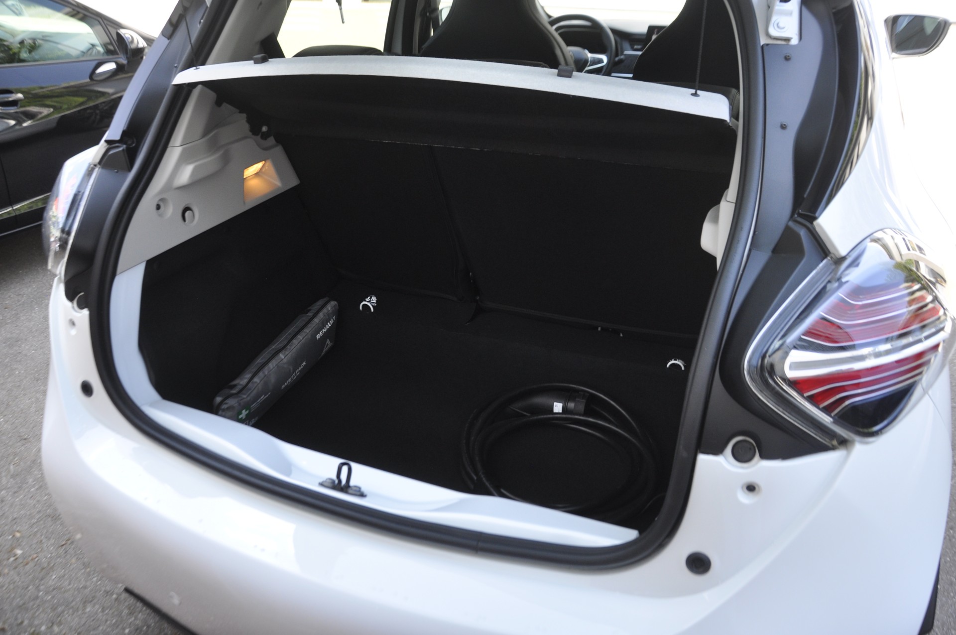 RENAULT Zoe R135 (incl. Batterie) Iconic-image-14