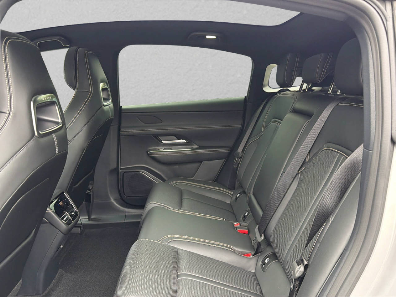 MAZDA 6e 258 PS Takumi (68.8 kWh) RWD-image-6